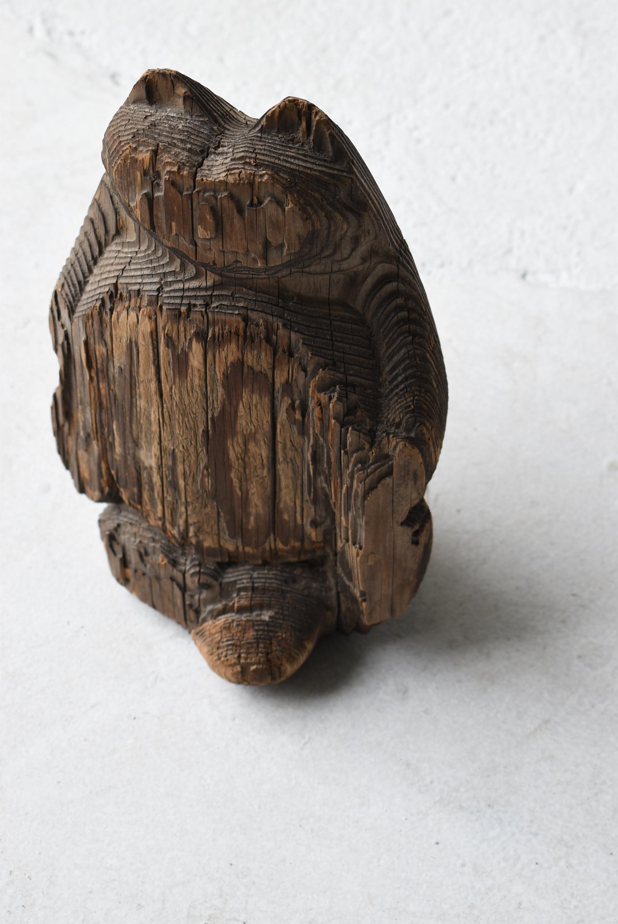 Japanese Antique Wood Carving Raccoon Dog 1900s-1940s / Sculpture Wabi Sabi For Sale 7