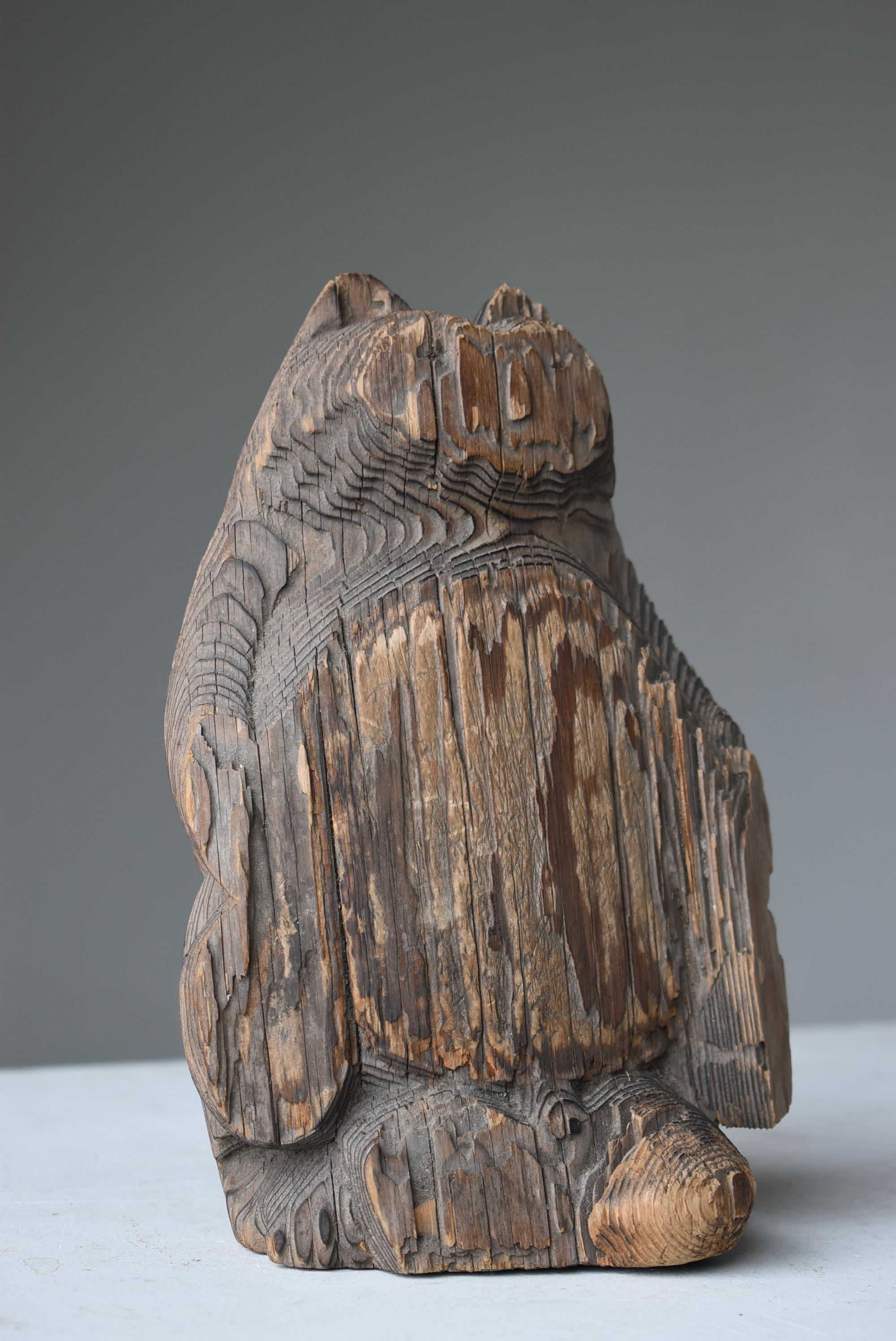 Japanese Antique Wood Carving Raccoon Dog 1900s-1940s / Sculpture Wabi Sabi For Sale 2