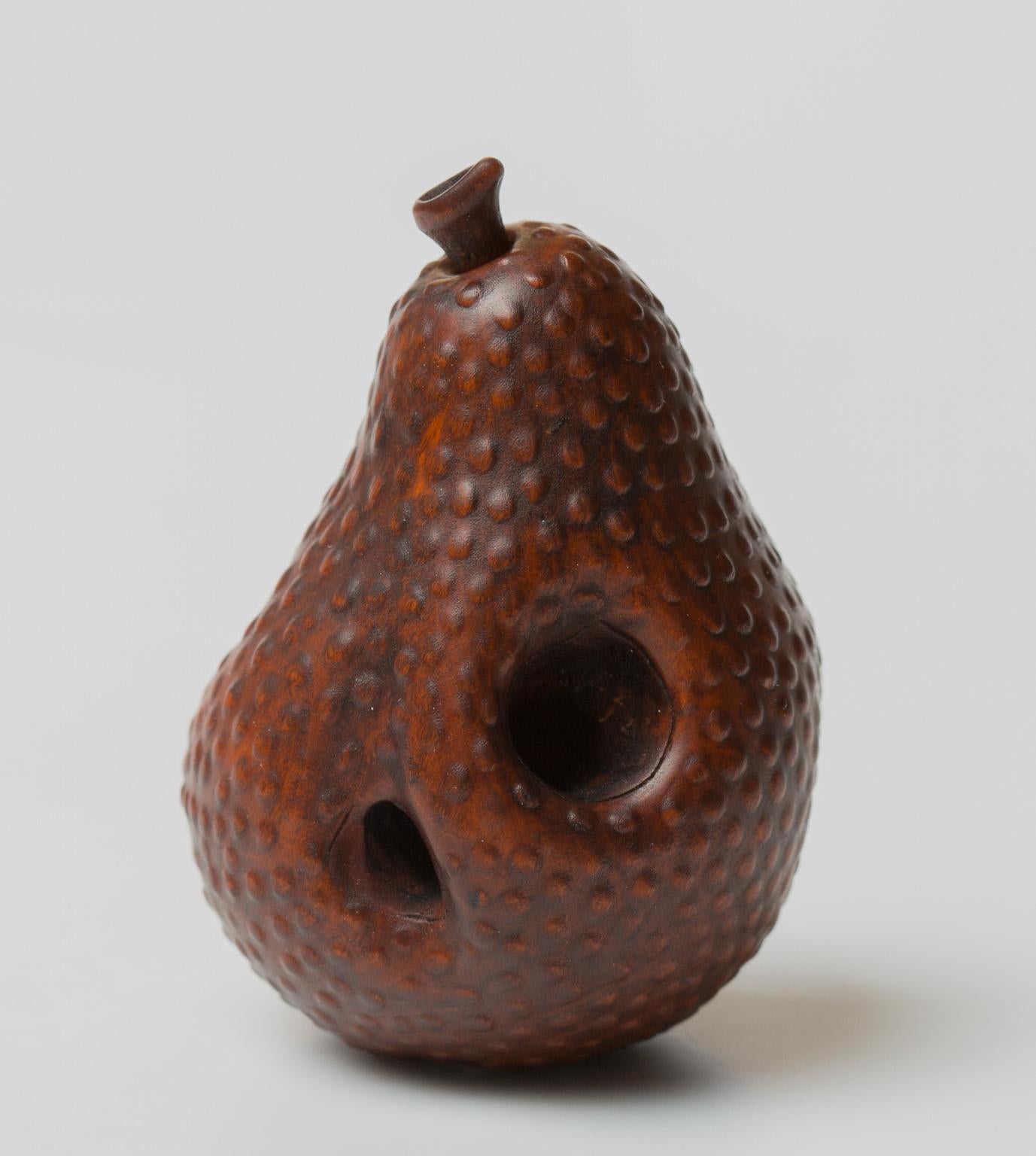 Japanese Wood Netsuke with a Wasp in a Pear, Nagoya School, 19th Century 2