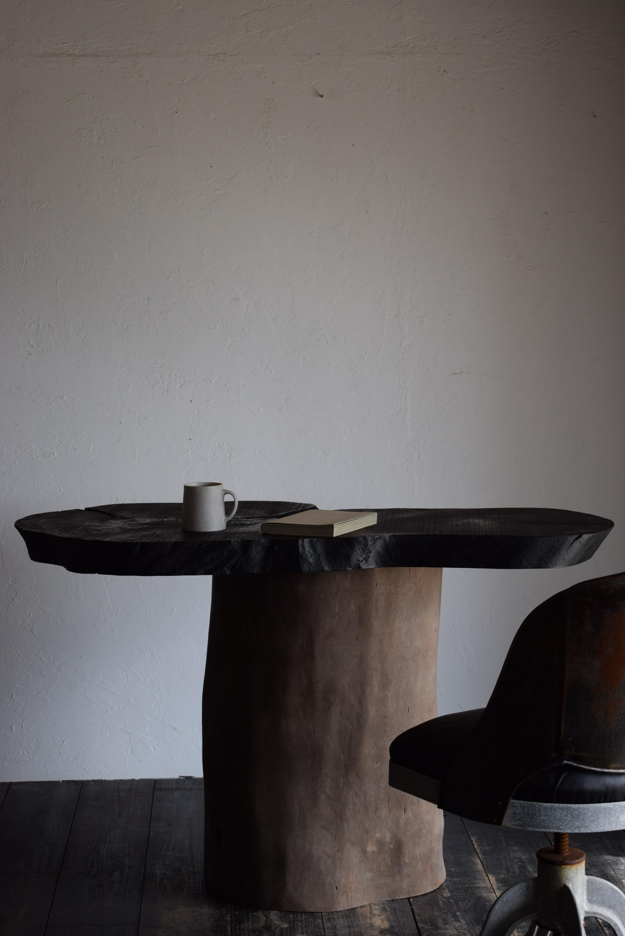 Japanese wood table /wabi-sabi table / primitive table / console table In Good Condition For Sale In Sammu-shi, Chiba