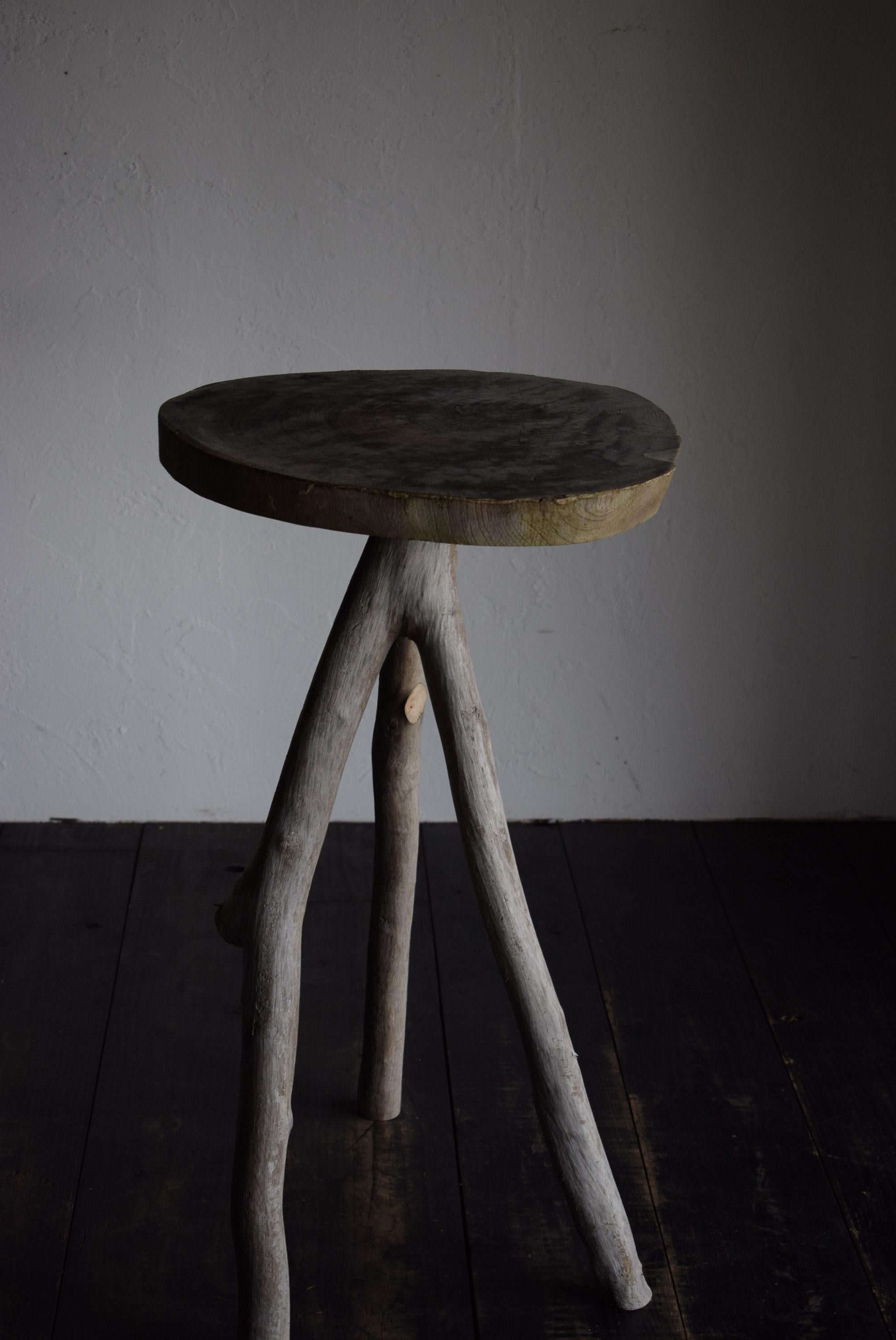 Japanischer Holztisch / Wabi-Sabi Tisch / Primitiver Tisch / Messestand 6