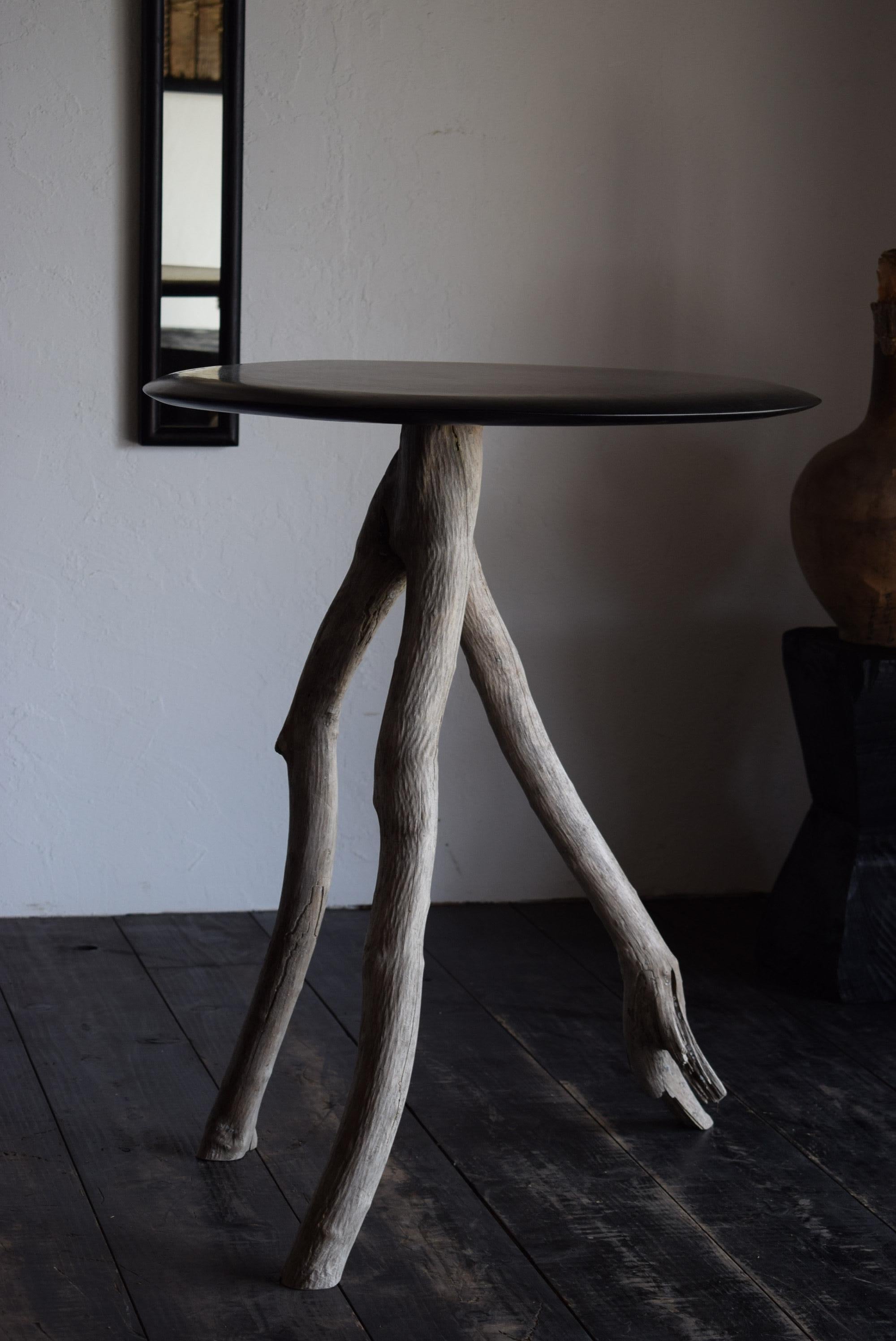 Japanischer Holztisch / Wabi-Sabi Tisch / Primitiver Tisch / Messestand im Zustand „Gut“ im Angebot in Sammu-shi, Chiba