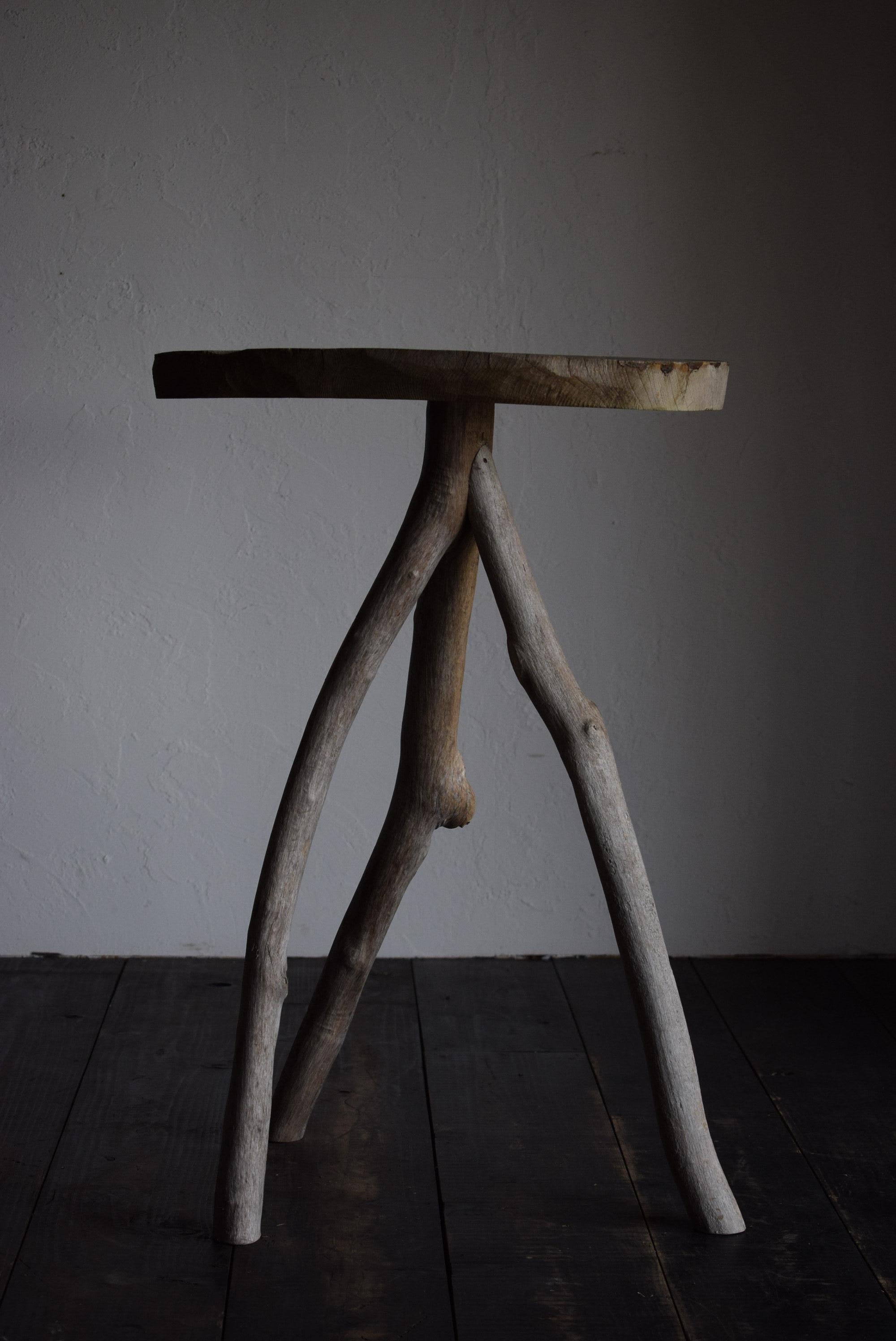 Japanischer Holztisch / Wabi-Sabi Tisch / Primitiver Tisch / Messestand 3