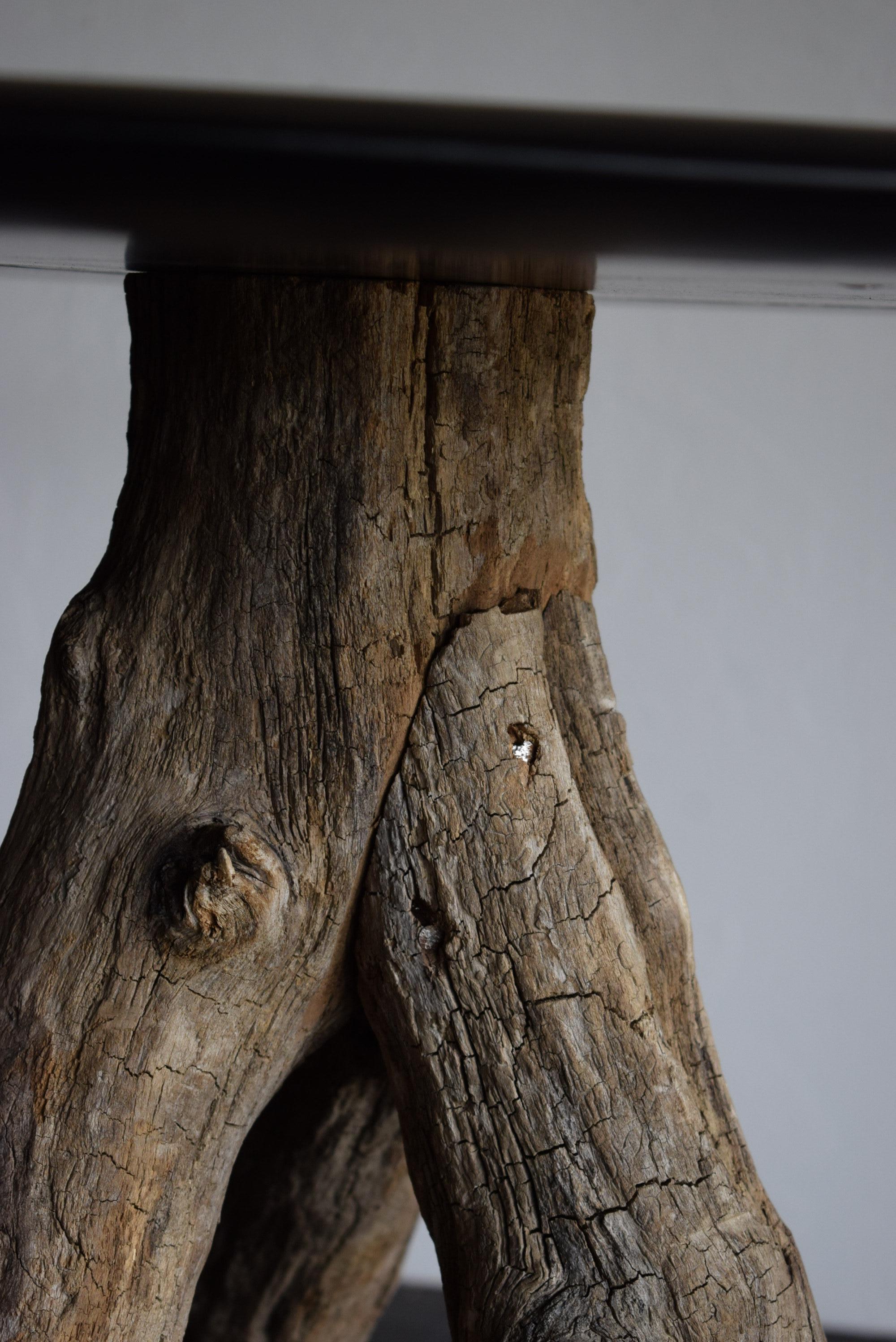 Tavolo giapponese in legno / tavolo wabi-sabi / tavolo primitivo / tavolo da esposizione in legno in vendita 3