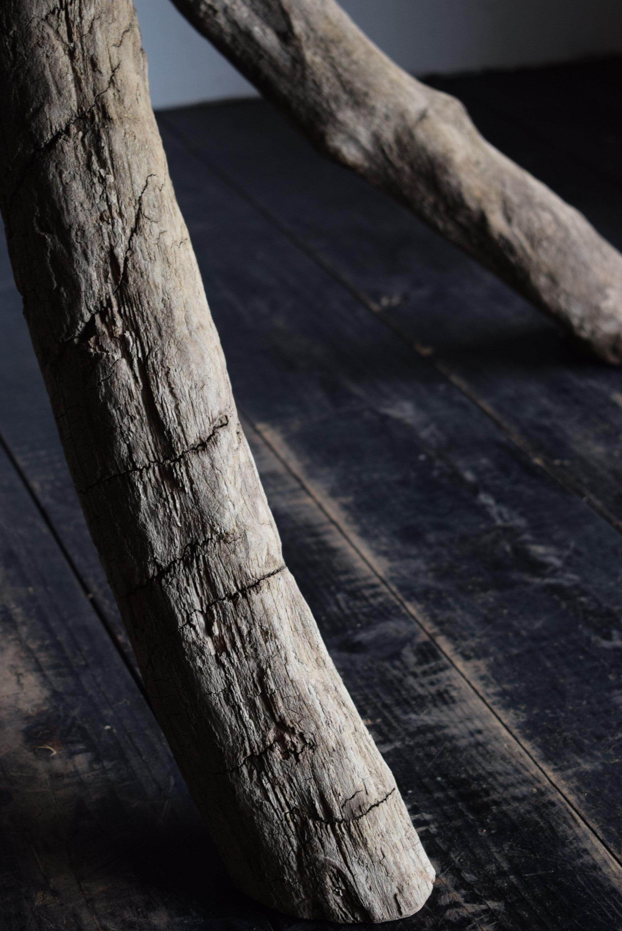 Tavolo giapponese in legno / tavolo wabi-sabi / tavolo primitivo / tavolo da esposizione in legno in vendita 8
