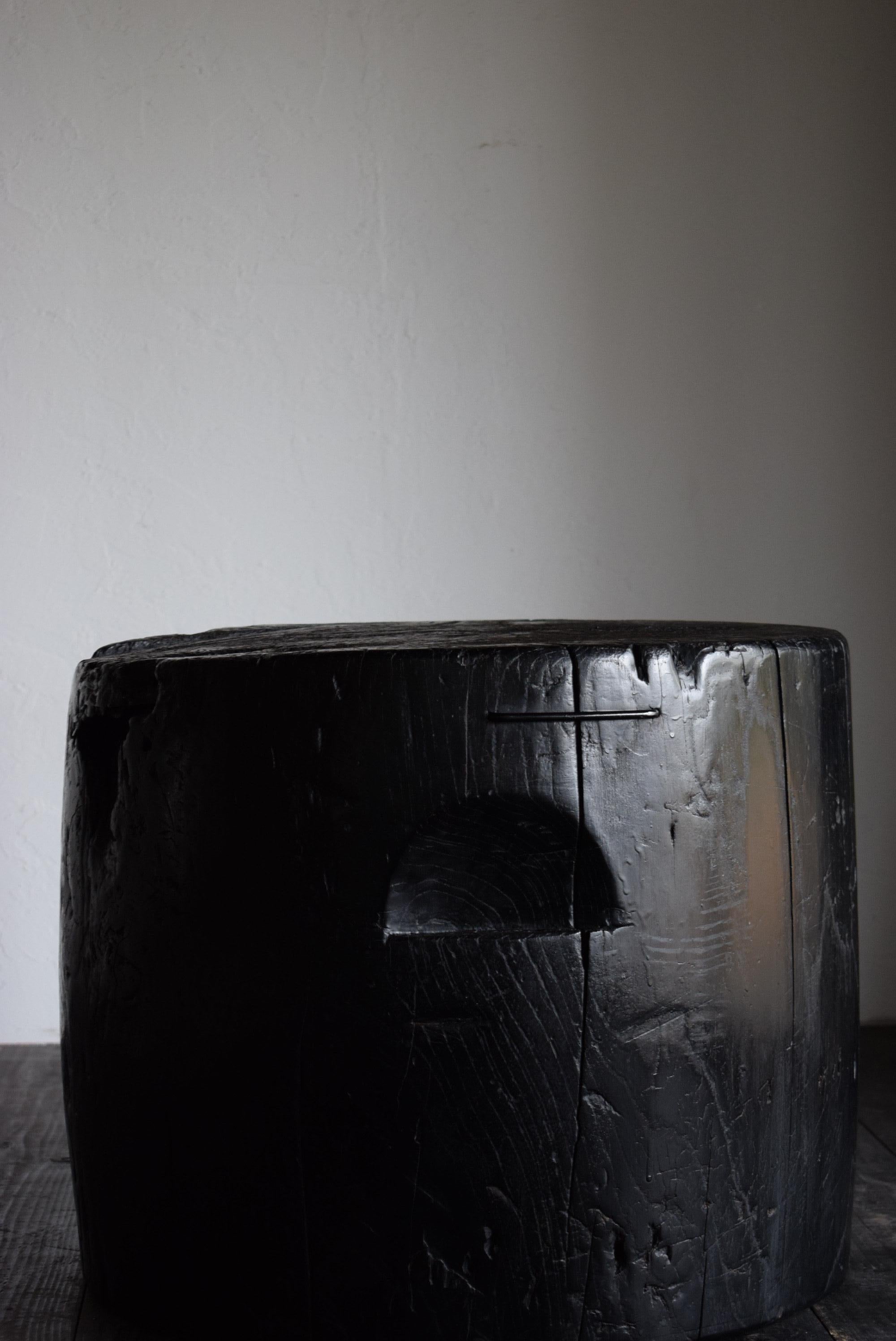 Japanischer Holzblocktisch /Wabi-Sabi Couchtisch/1900er〜 im Angebot 5