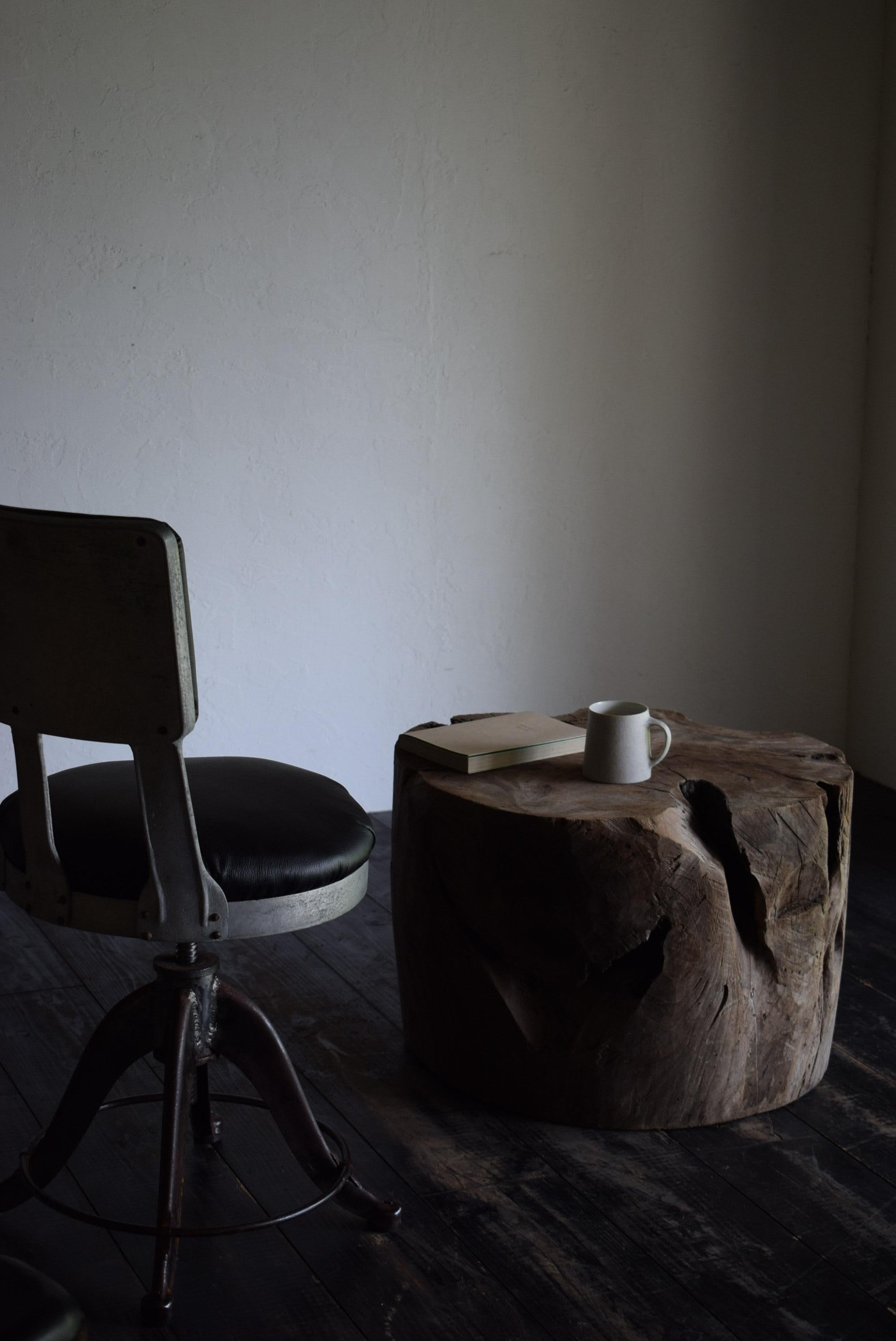 Japanese Wooden block table /wabi-sabi coffee table/1900s- For Sale 7