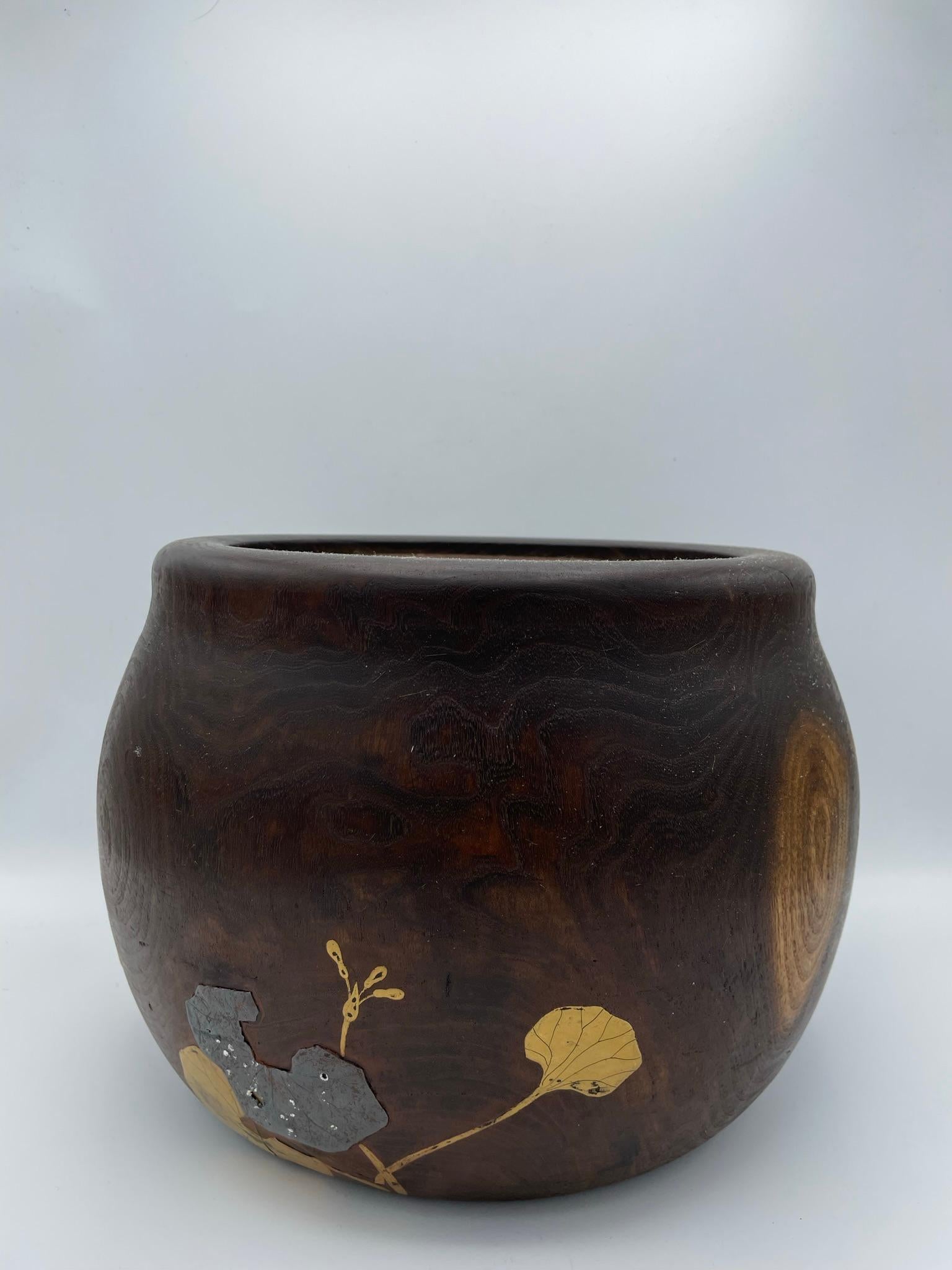 Japanese Wooden Cachepot 1920 'Made from One Tree' For Sale 9