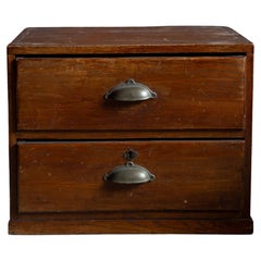 Commodes and Chests of Drawers