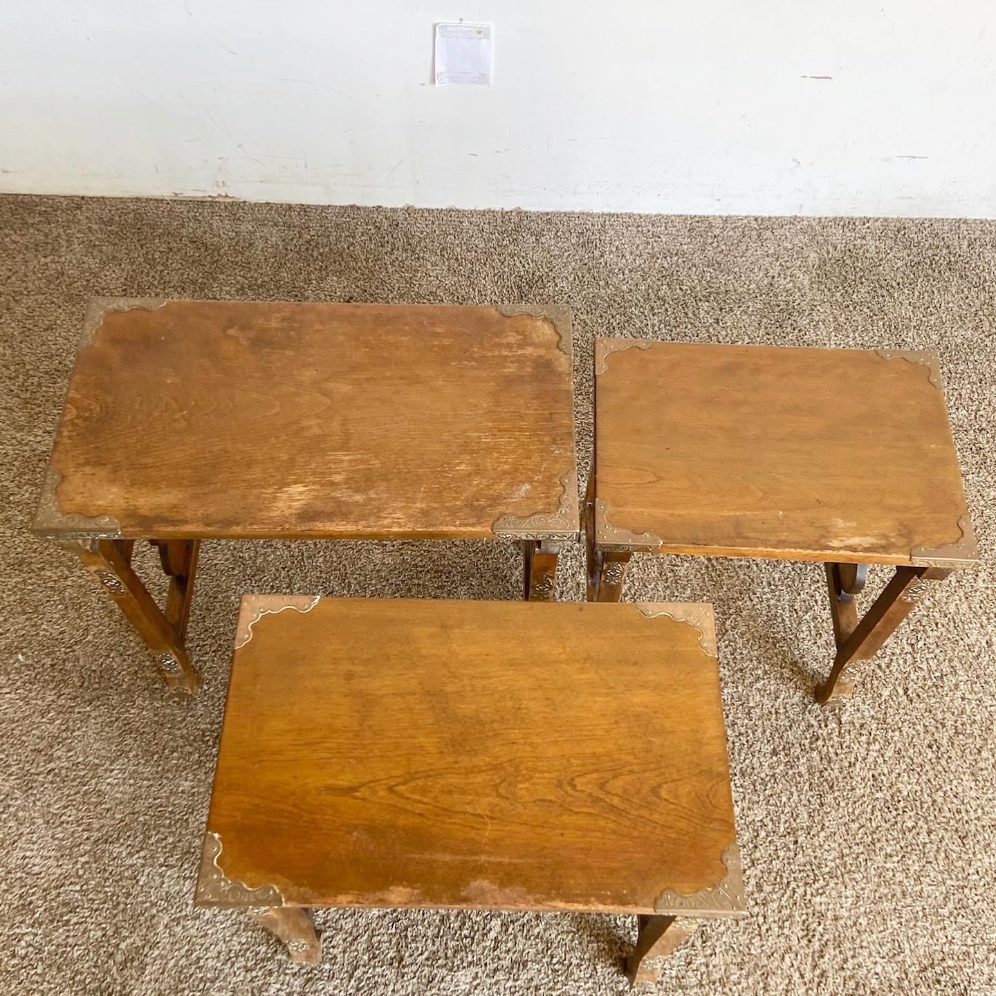 20th Century Japanese Wooden Nesting Tables With Brass Accents - Set of 3 For Sale