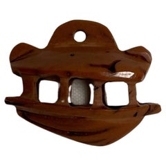 Netsuke giapponese in legno del 1950, epoca Showa, "Piccola barca".