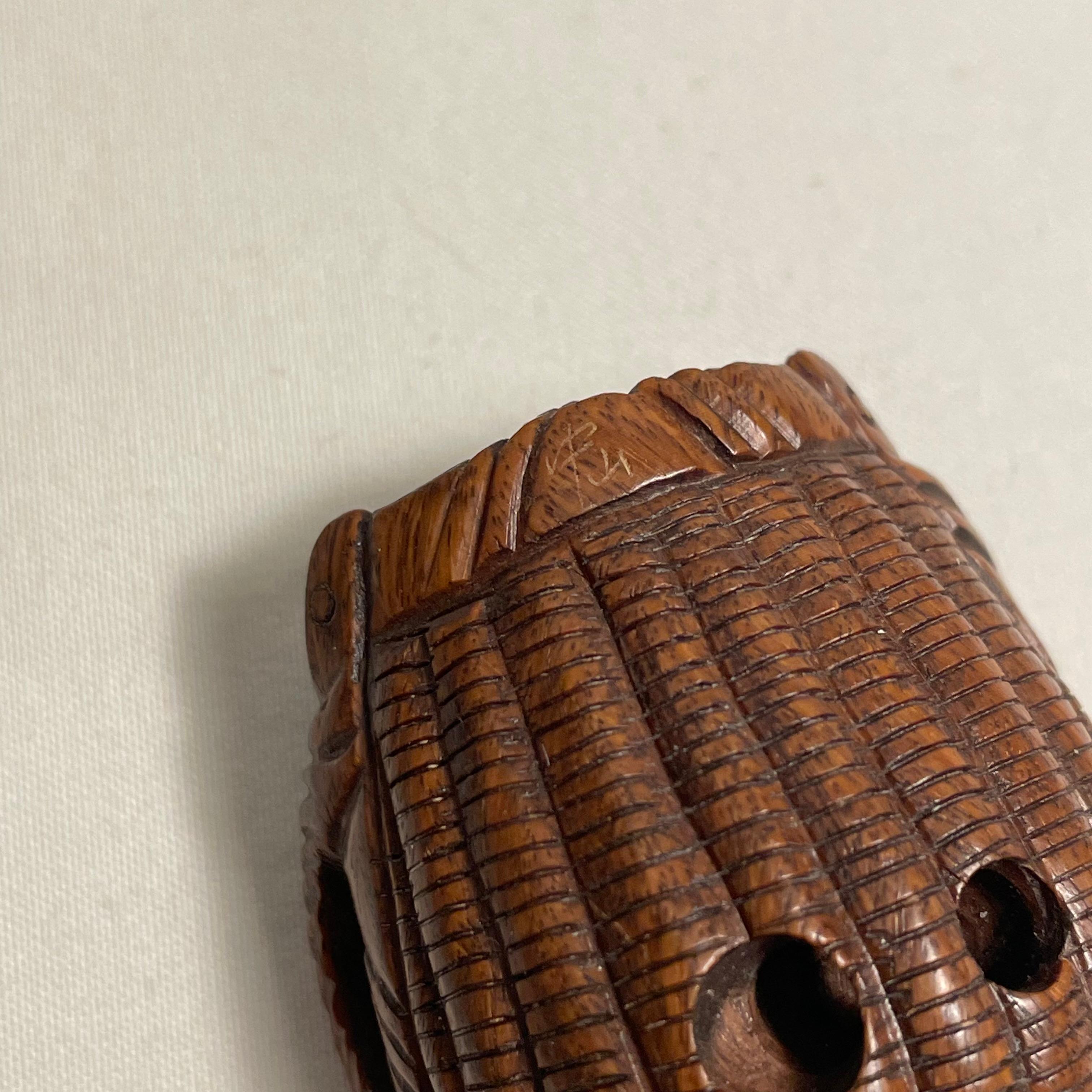 Japanese Wooden Netsuke 'Two mouses' 1950s 'Hiro' 2