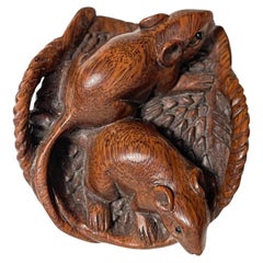 Japanisches Holznetzsuke „Zwei Käfer“ aus Holz, 1950er Jahre, „Hiro“