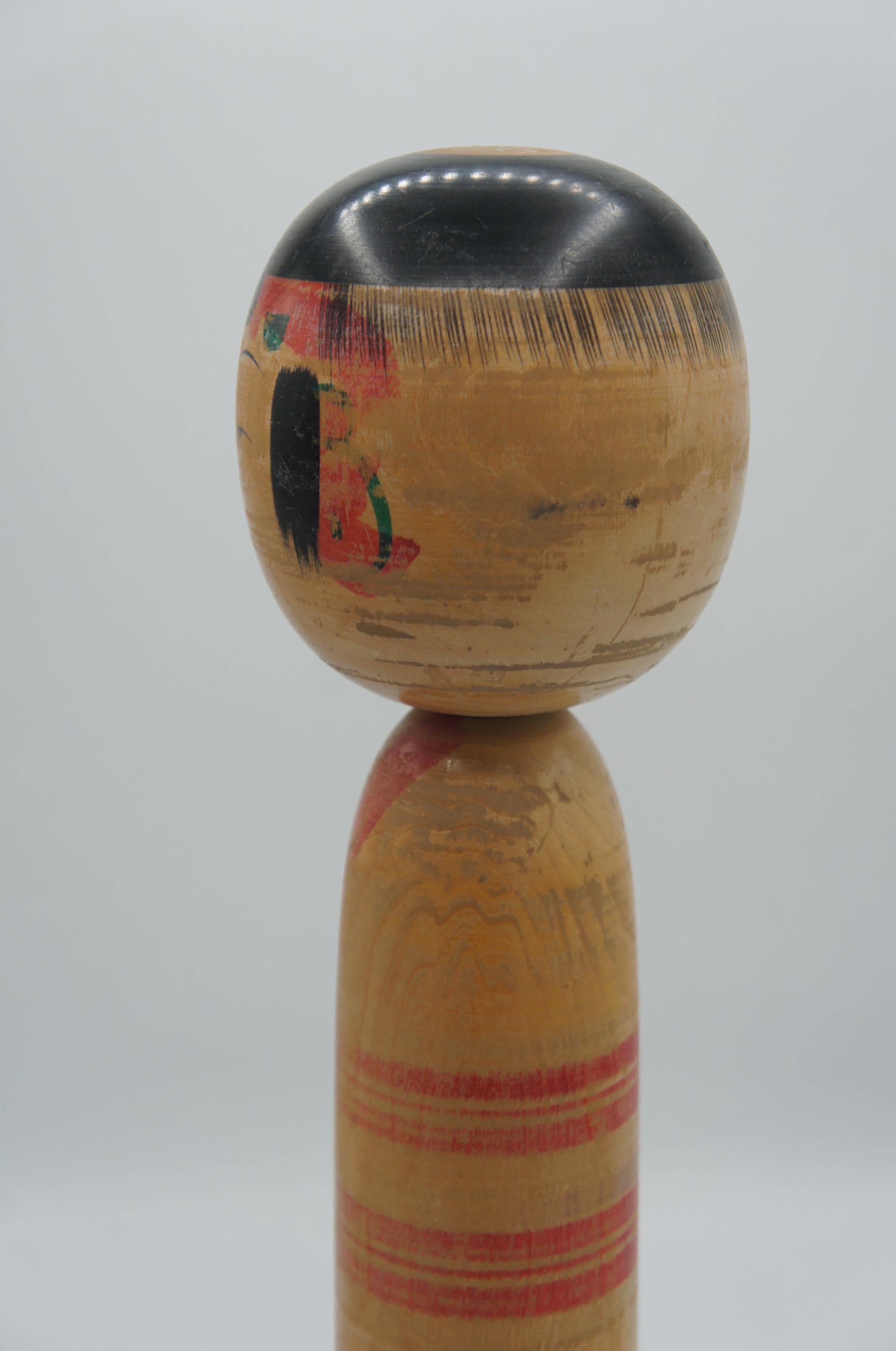 Japanese Wooden Yajiro Kokeshi Doll 36cm 1970s In Fair Condition For Sale In Paris, FR