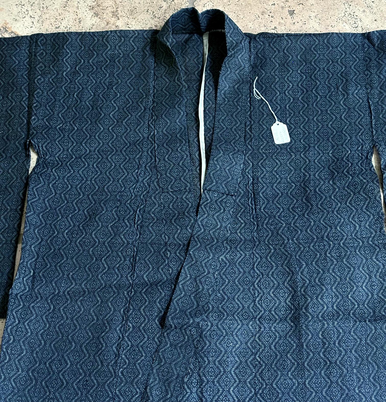 Taisho Japanese Woven Asa Double Ikat Summer Usumono Kimono Provenance For Sale