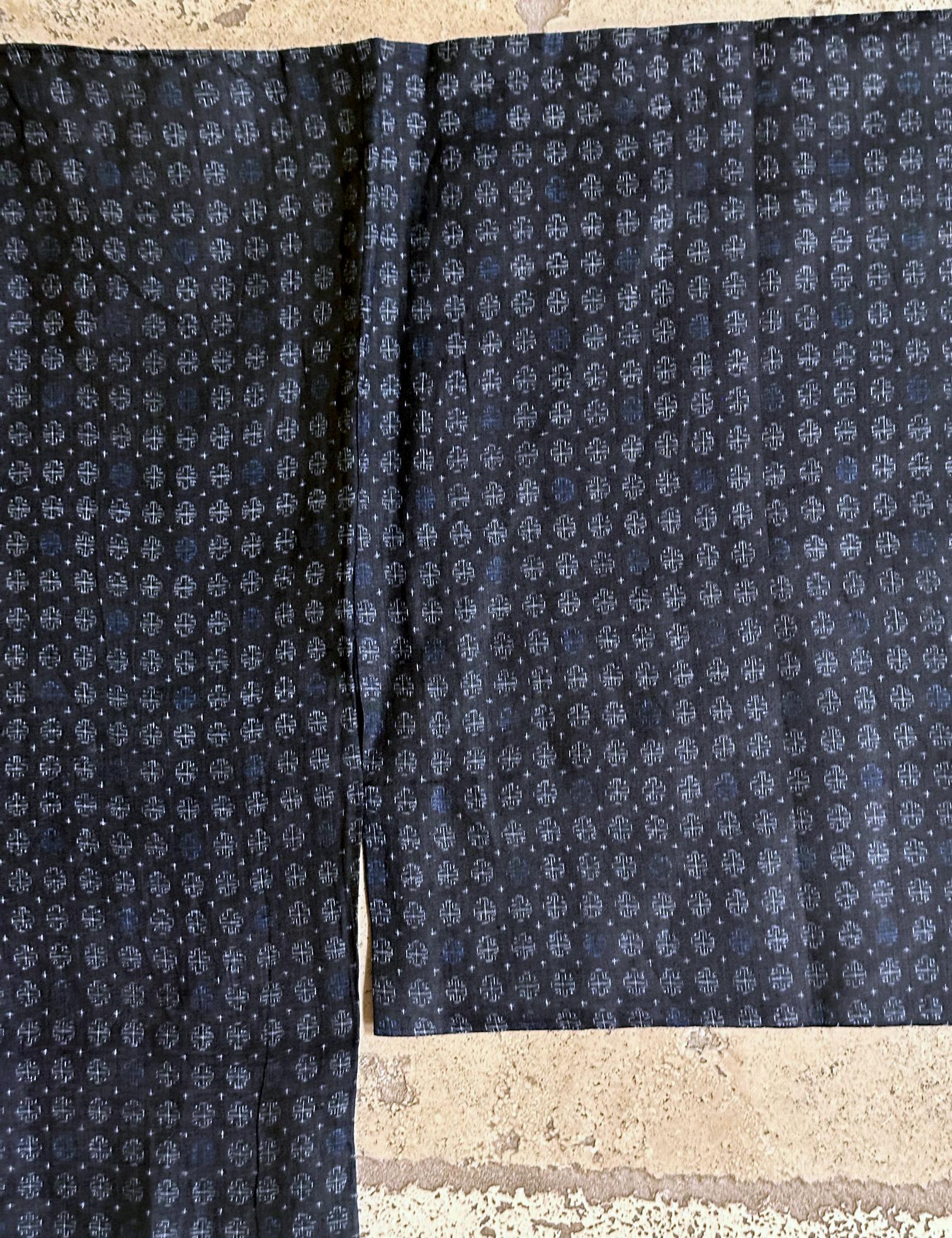 20th Century Japanese Woven Asa Double Ikat Summer Usumono Kimono Provenance For Sale