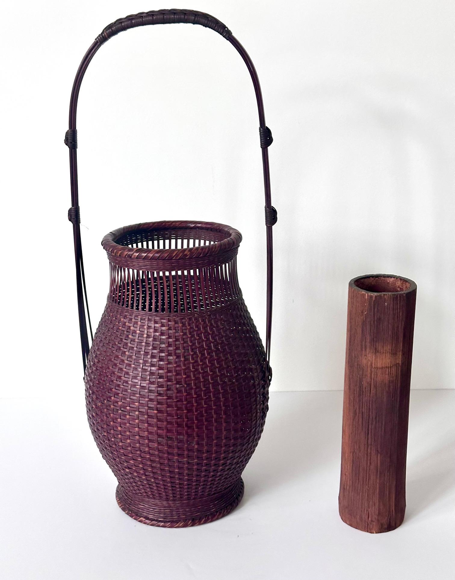 Organic Modern Japanese Woven Bamboo Ikebana Basket by Chikusei Watanabe For Sale