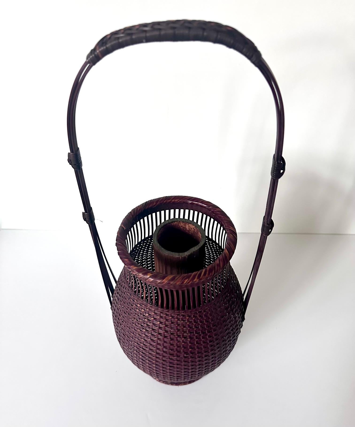 20th Century Japanese Woven Bamboo Ikebana Basket by Chikusei Watanabe For Sale
