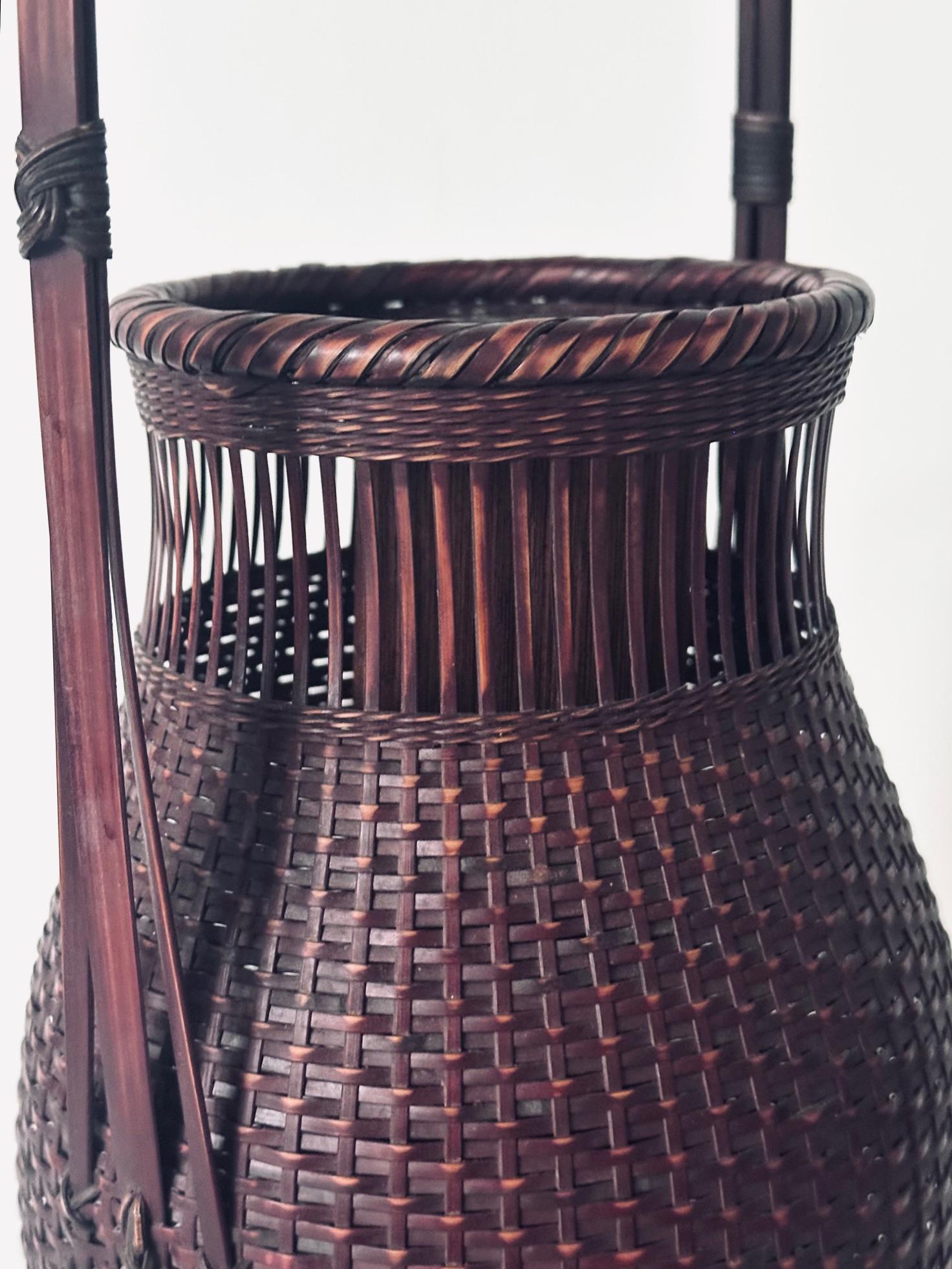 Japanese Woven Bamboo Ikebana Basket by Chikusei Watanabe For Sale 3