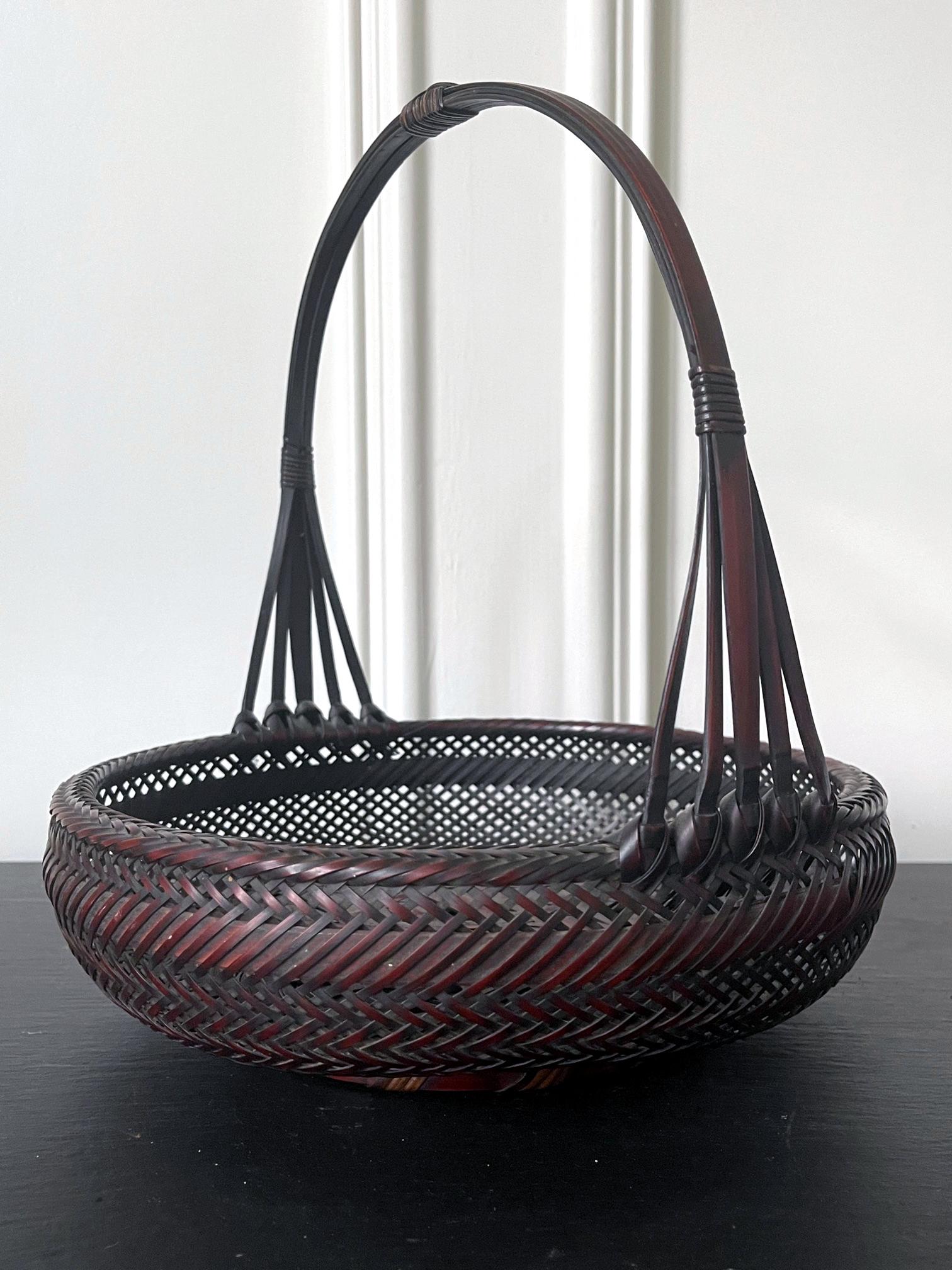 Japonisme Panier japonais en bambou tissé Ikebana en vente