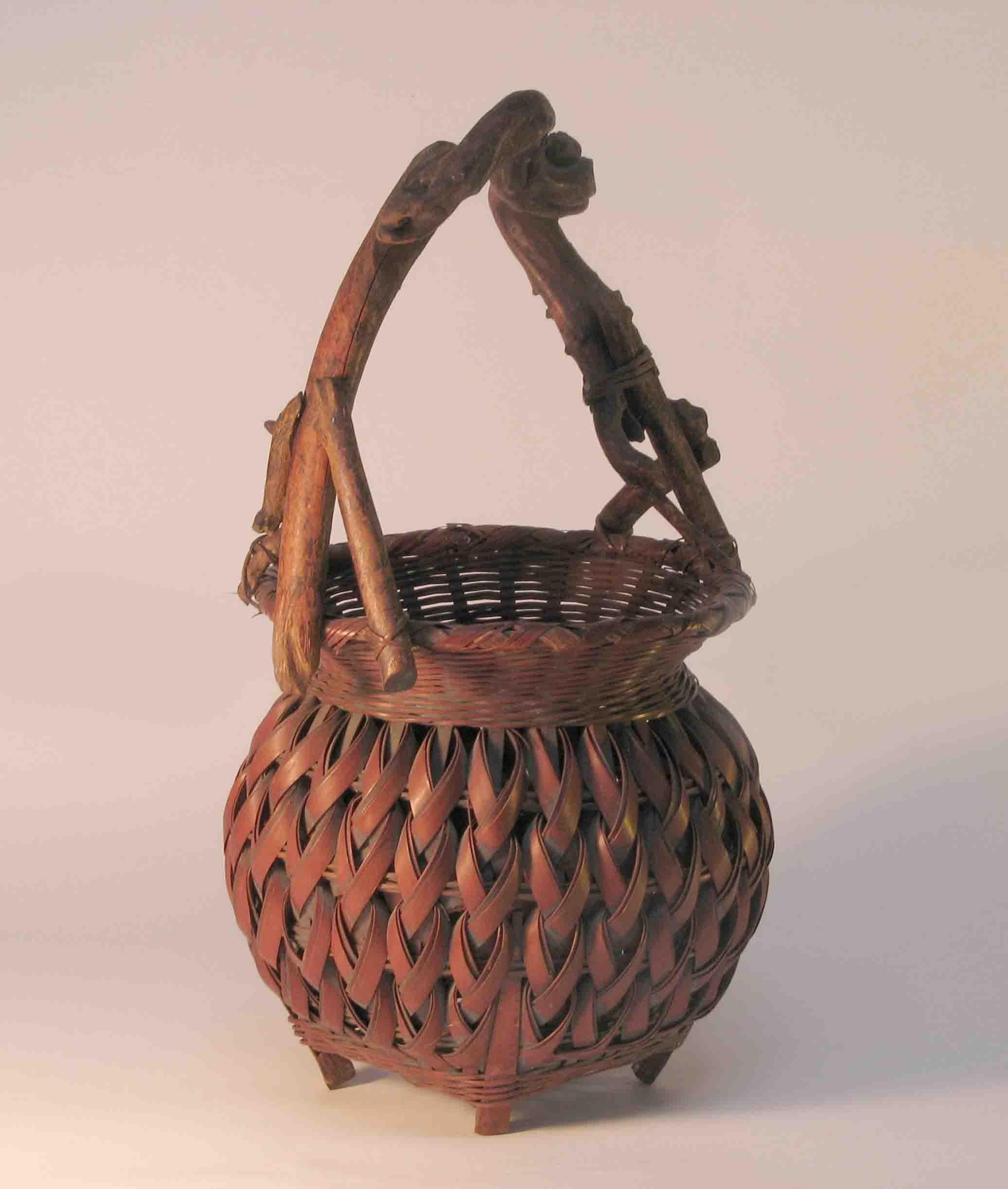 20th Century Japanese Woven Bamboo Ikebana Flower Basket For Sale