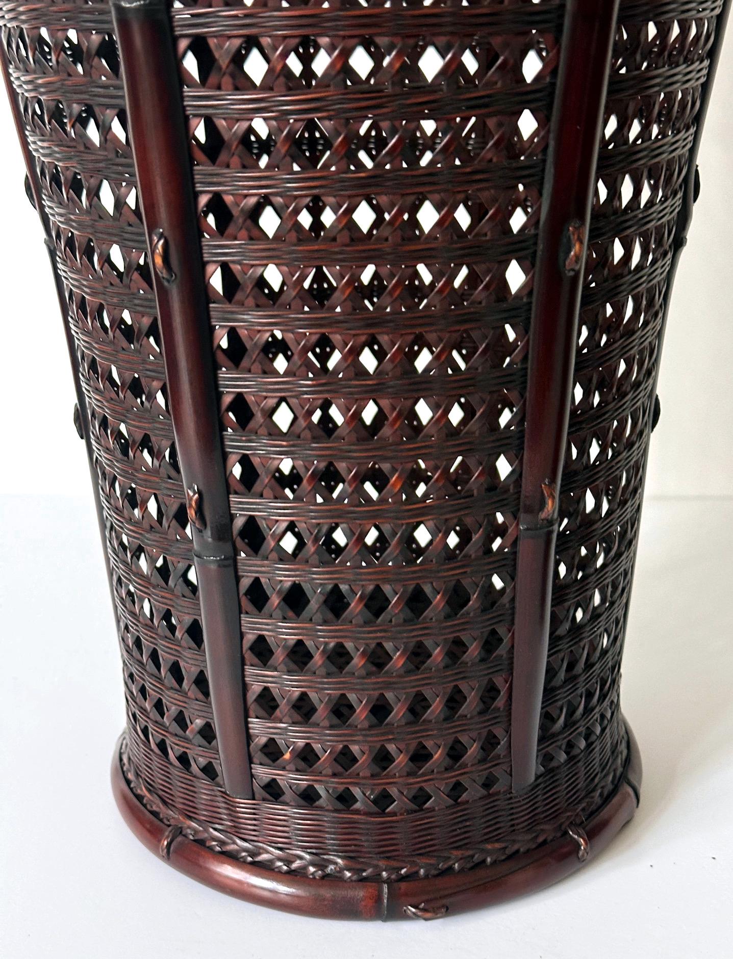 Japanese Woven Ikebana Bamboo Basket Maeda Chikubosai I For Sale 2