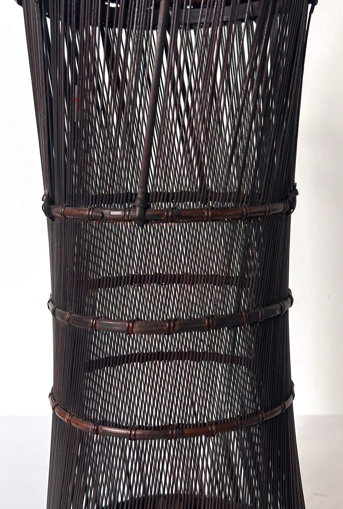 Ikebana japonesa tejida Cesta de bambú Ueda Shounsai Caja original en venta 1