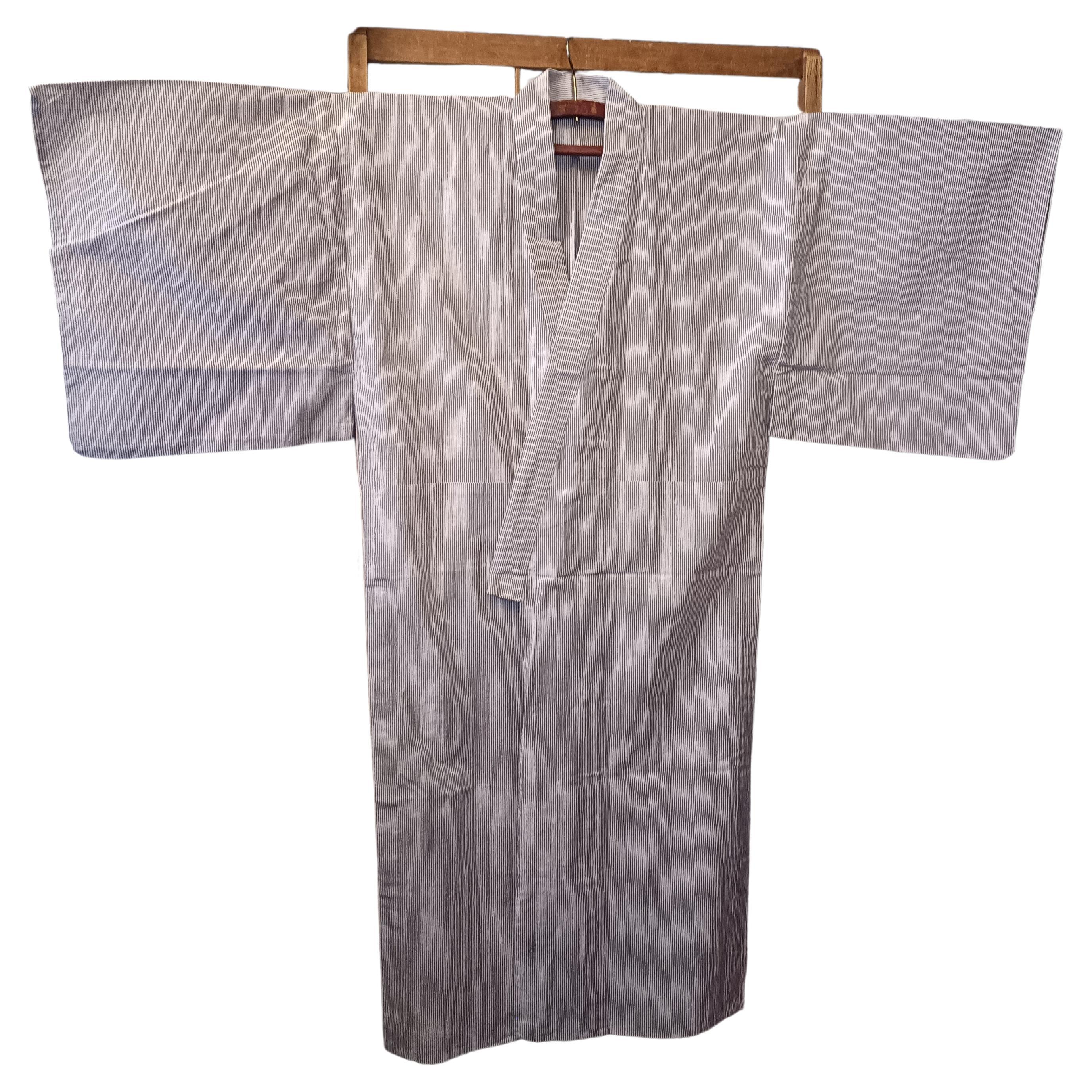 Japanese yukata - white and black with striped pattern