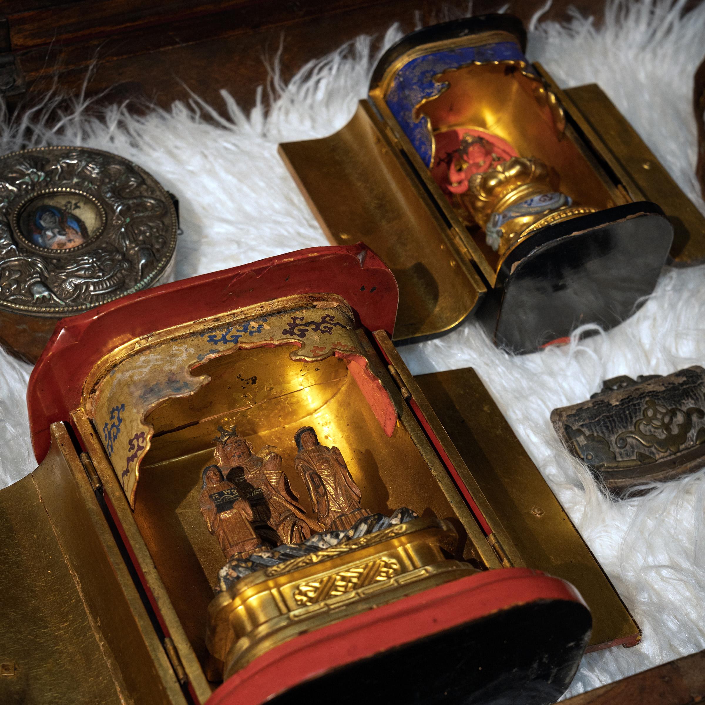 Wood Japanese Zushi Traveling Shrine of Aizen Myō-ō, c. 1850 For Sale