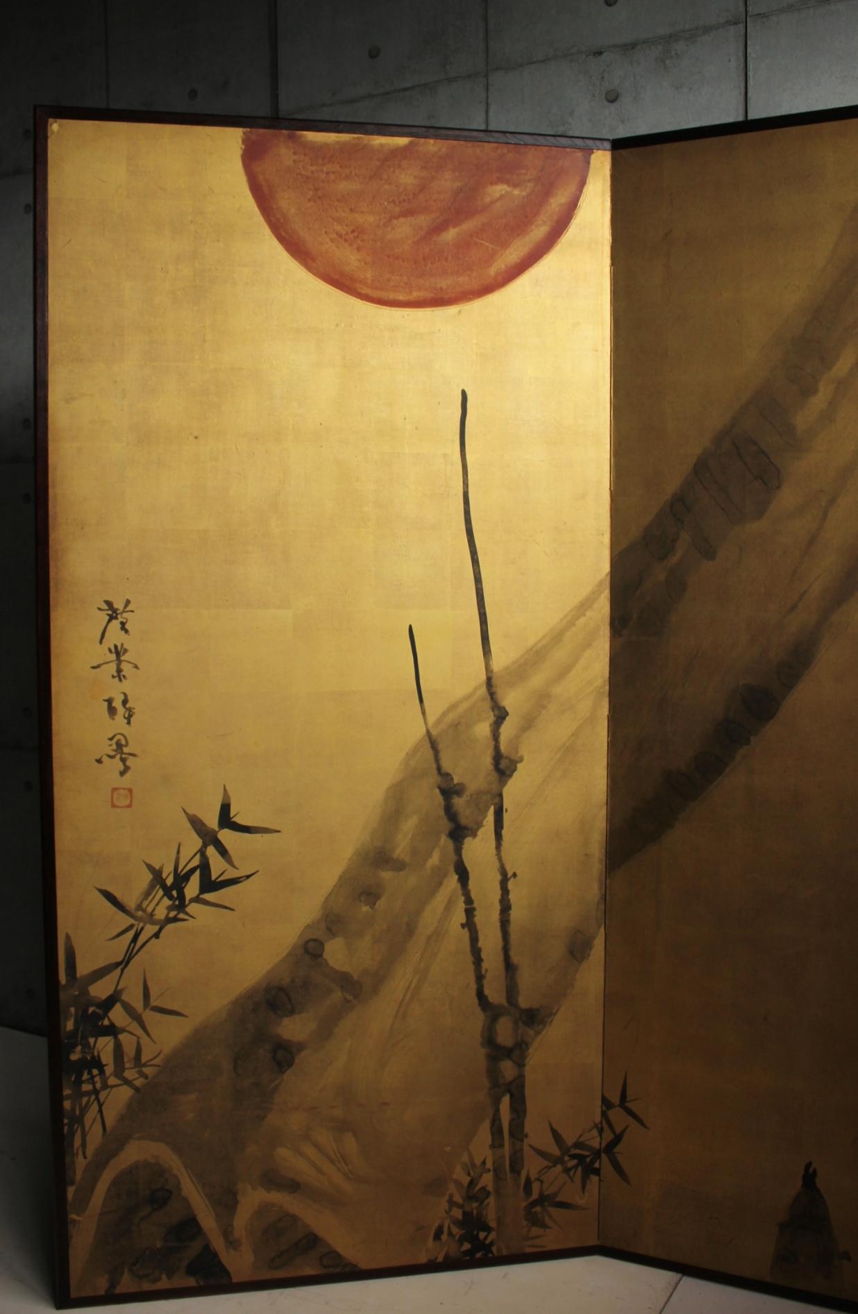 20th Century JapaneseAntiques Terasaki kogyo, Gold background, Bamboo and plum folding screen For Sale