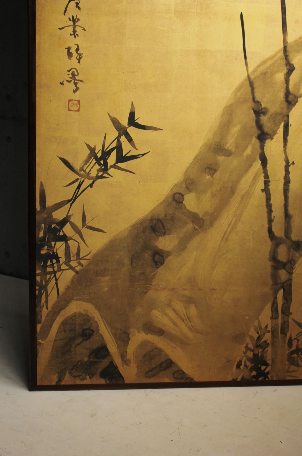 Paper JapaneseAntiques Terasaki kogyo, Gold background, Bamboo and plum folding screen For Sale