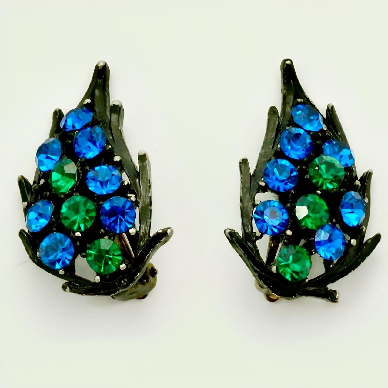 Women's or Men's Japanned Blue and Green Crystal Flower Brooch and Leaf Clip On Earrings 1960s For Sale