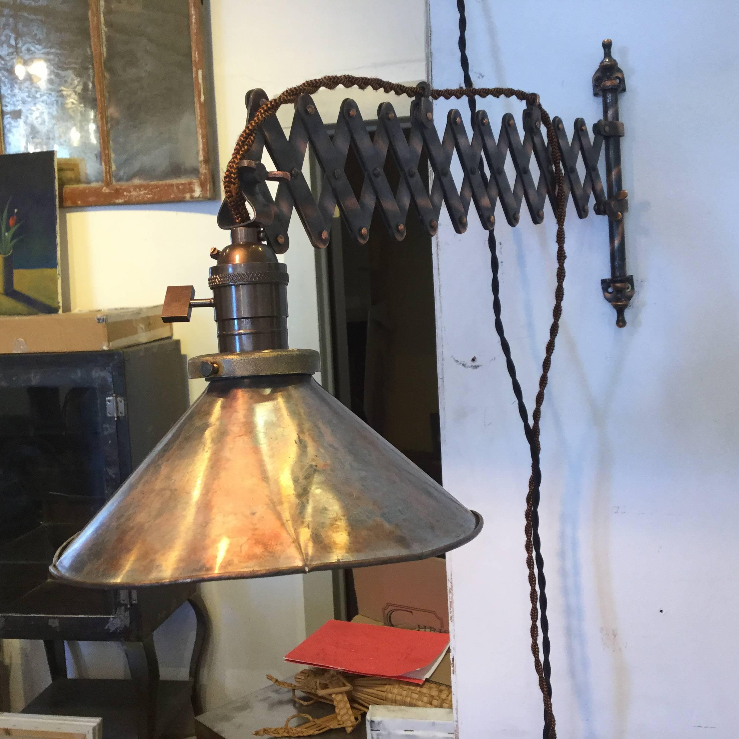 Japanned Scissor Lamp In Excellent Condition For Sale In North Beninngton, VT