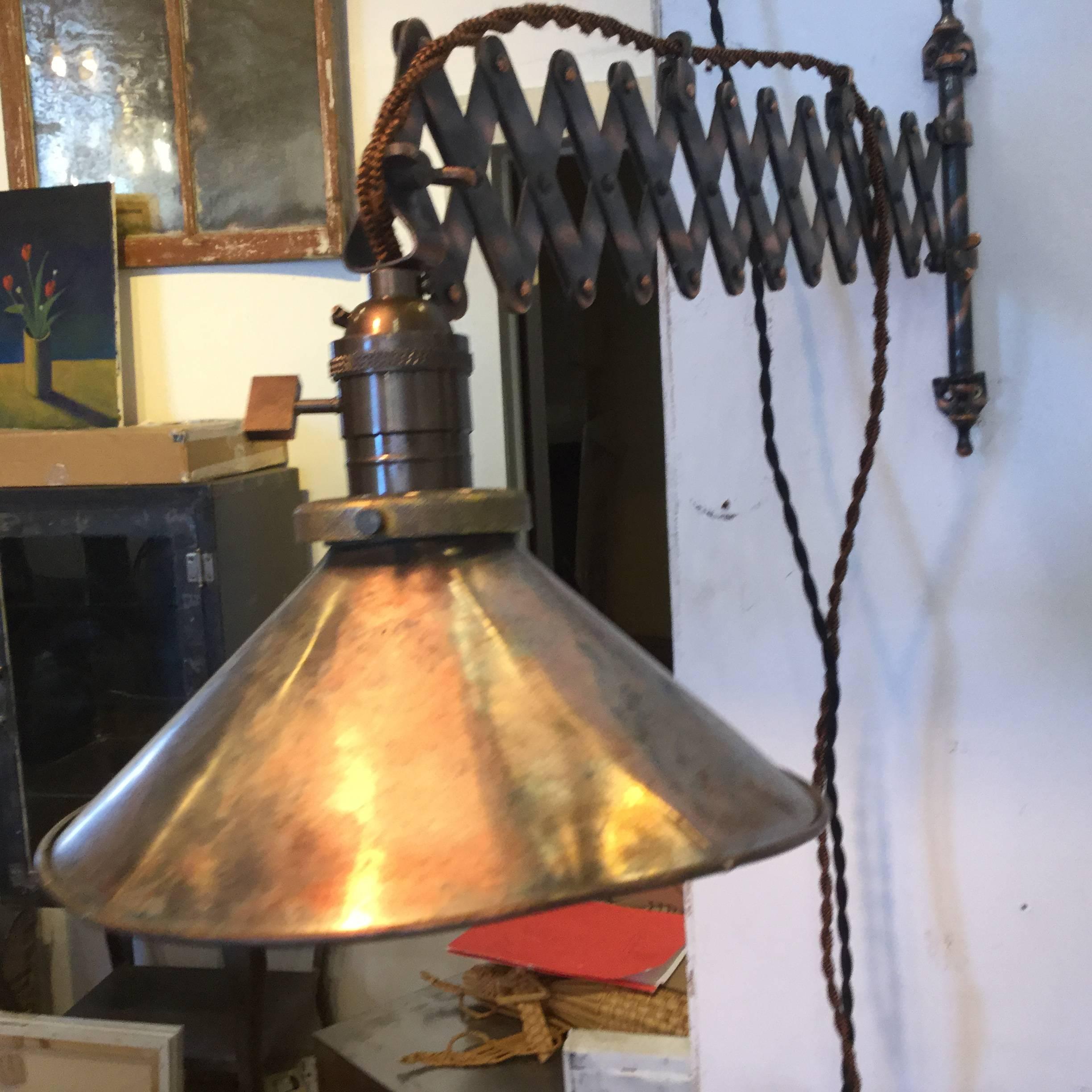 Early 20th Century Japanned Scissor Lamp For Sale
