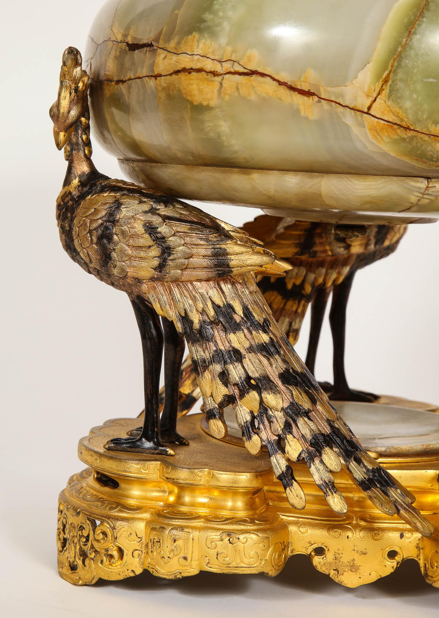 Bronze Centre de table/Jardinièr en bronze japonais et onyx Figural Phoenix, Attribué à Cornu en vente