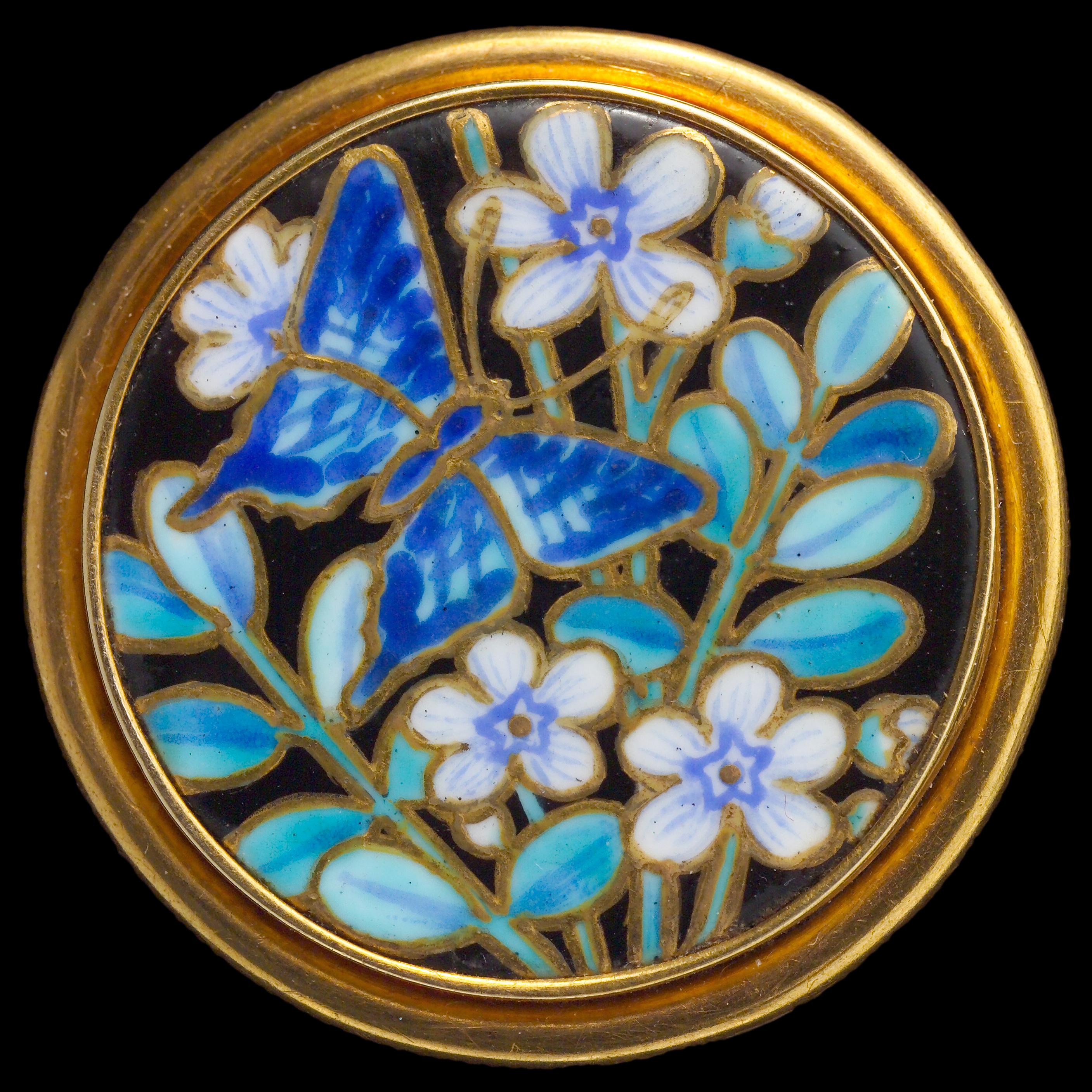 A lovely example of Japonisme in gold & enamel on porcelain probably from Limoges.

Additional Information:
Material: Gold, porcelain
Origin: French, c. 1880
Marks: Monogram verso
Case: Fitted Case
Dimensions: Diameter  3.80cm (1.50 in)