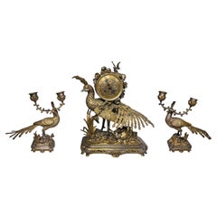 Ensemble de garnitures d'horloge japonaise en bronze doré et argenté par E.F. Caldwell & Co