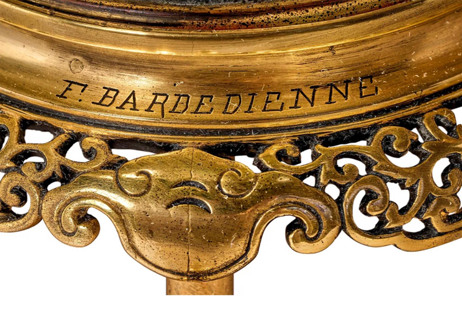 Jardinière en bronze doré et émail cloisonné du Japonisme par Ferdinand Barbedienne Bon état - En vente à New York, NY