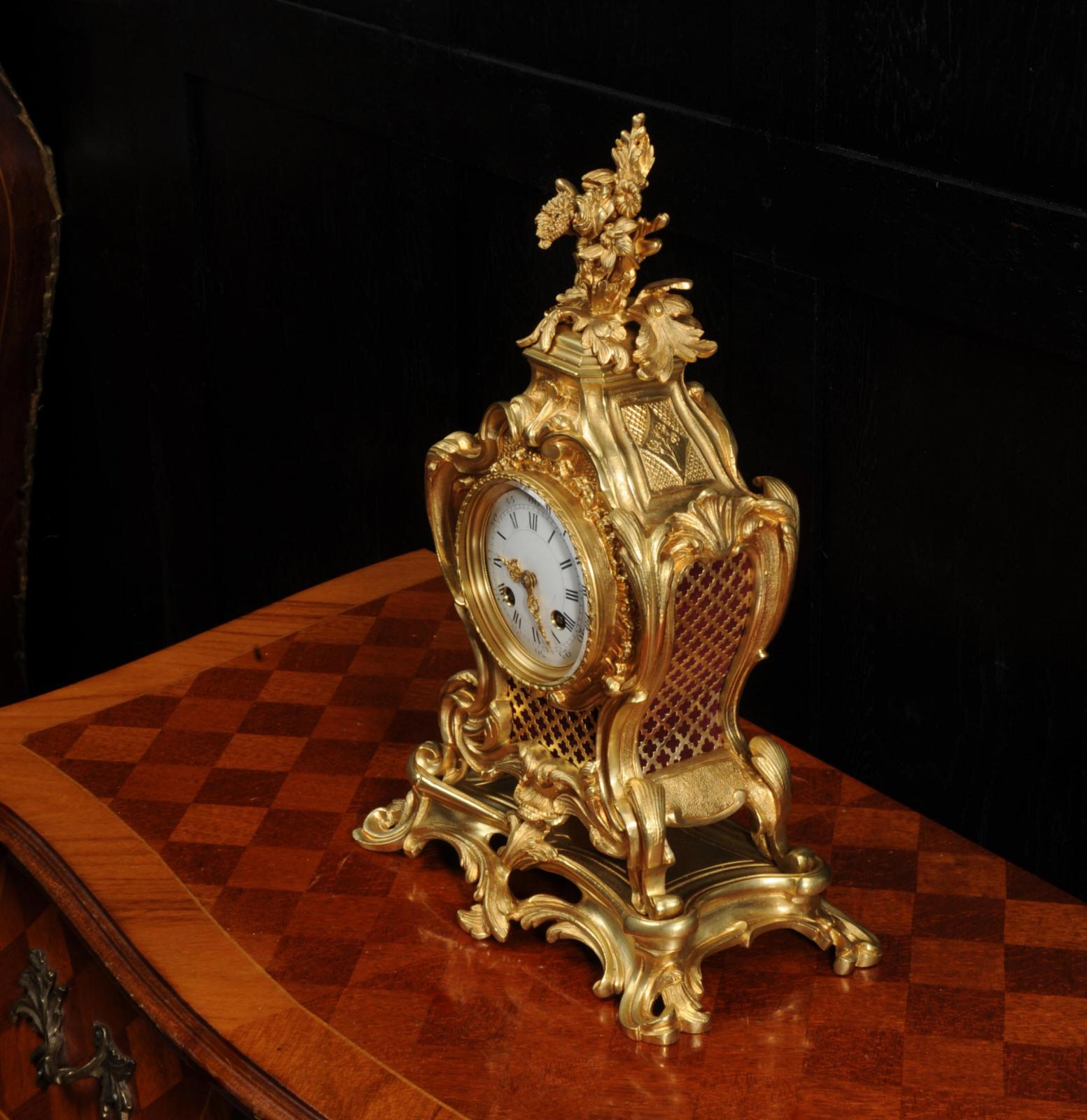 Horloge rococo française ancienne Japy Frères en bronze doré en vente 4