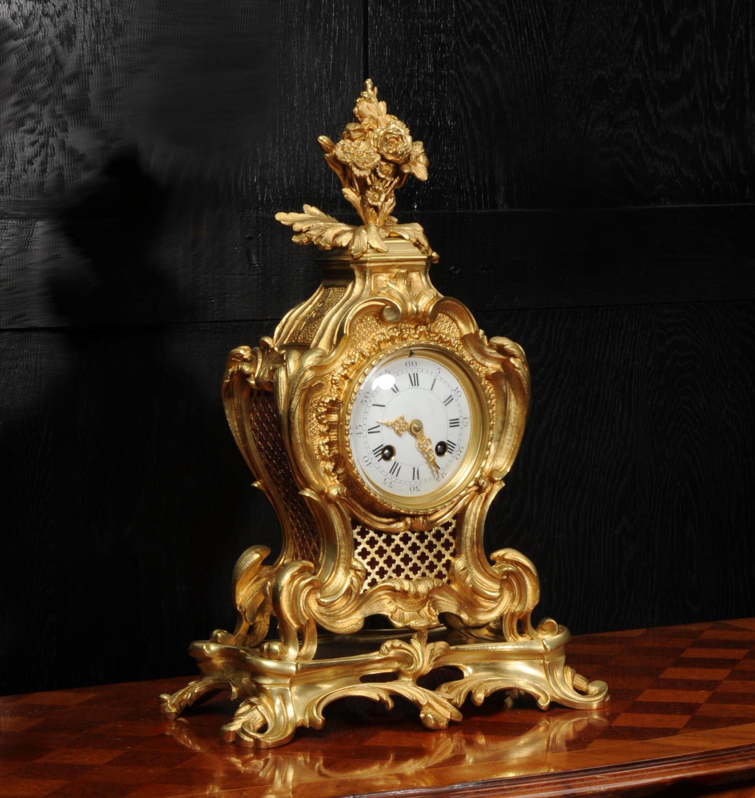 Horloge rococo française ancienne Japy Frères en bronze doré Bon état - En vente à Belper, Derbyshire