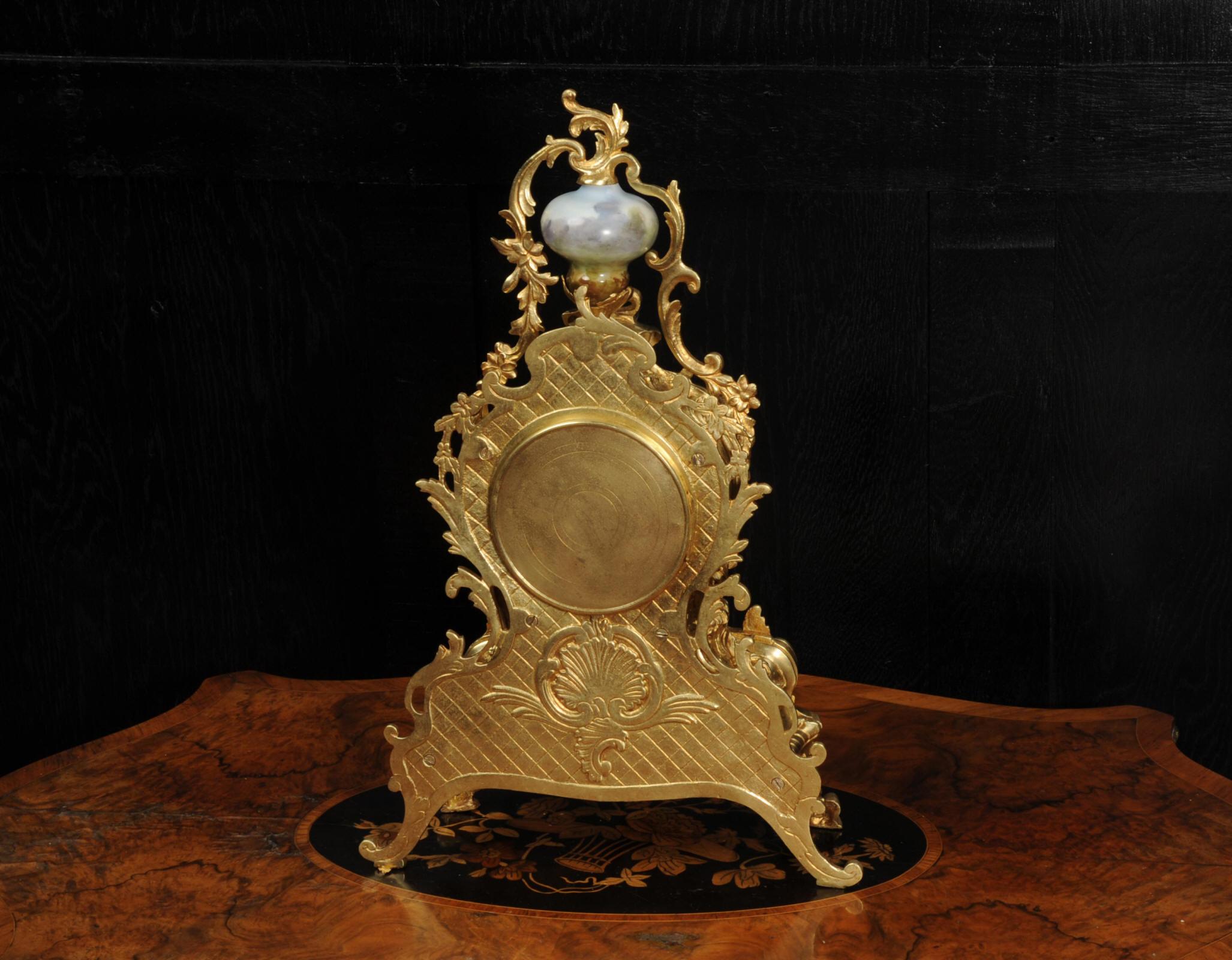 Antike französische Japy Freres-Uhr aus Goldbronze und Sevres-Porzellan 6