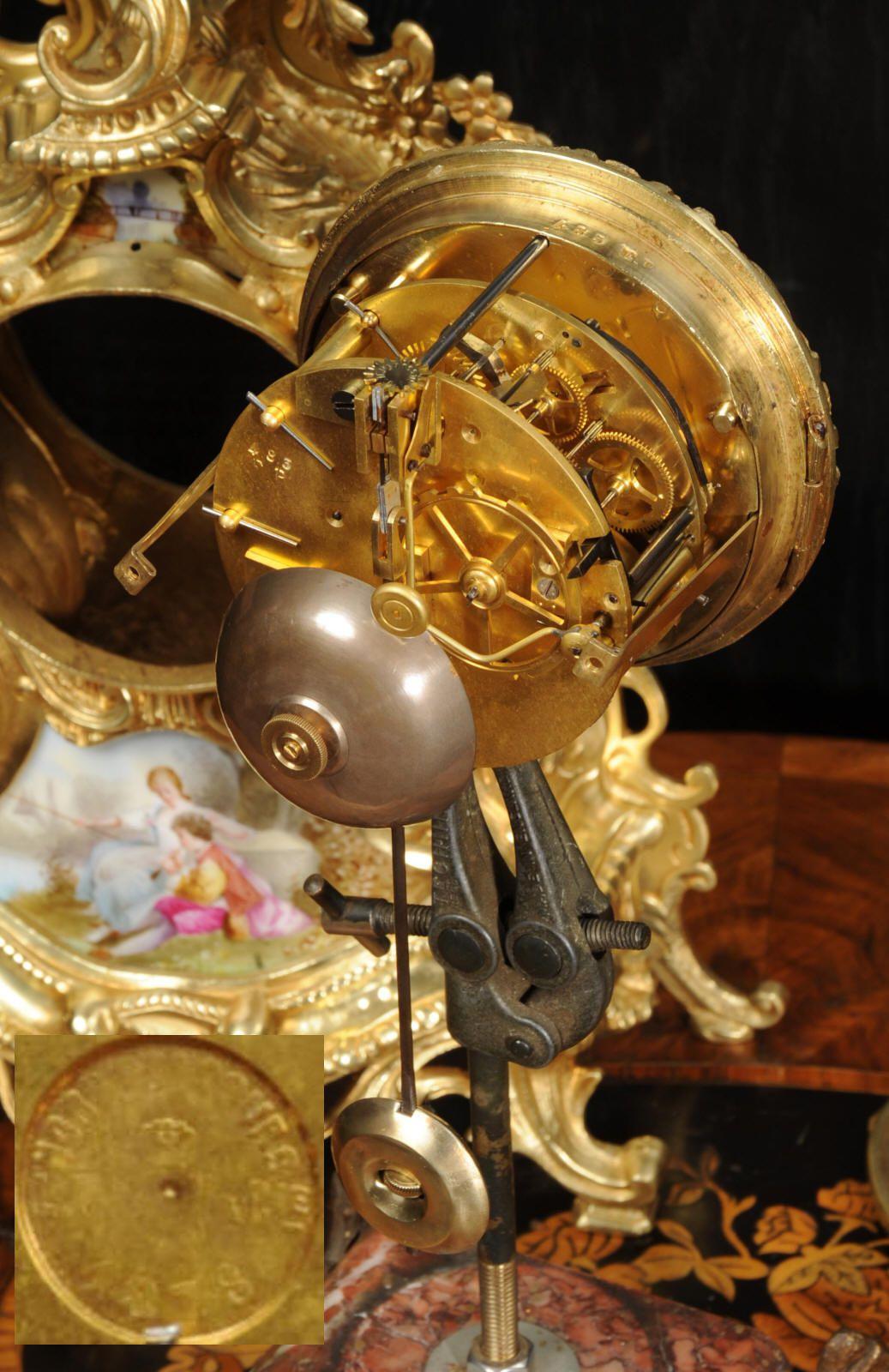 Antike französische Japy Freres-Uhr aus Goldbronze und Sevres-Porzellan 8