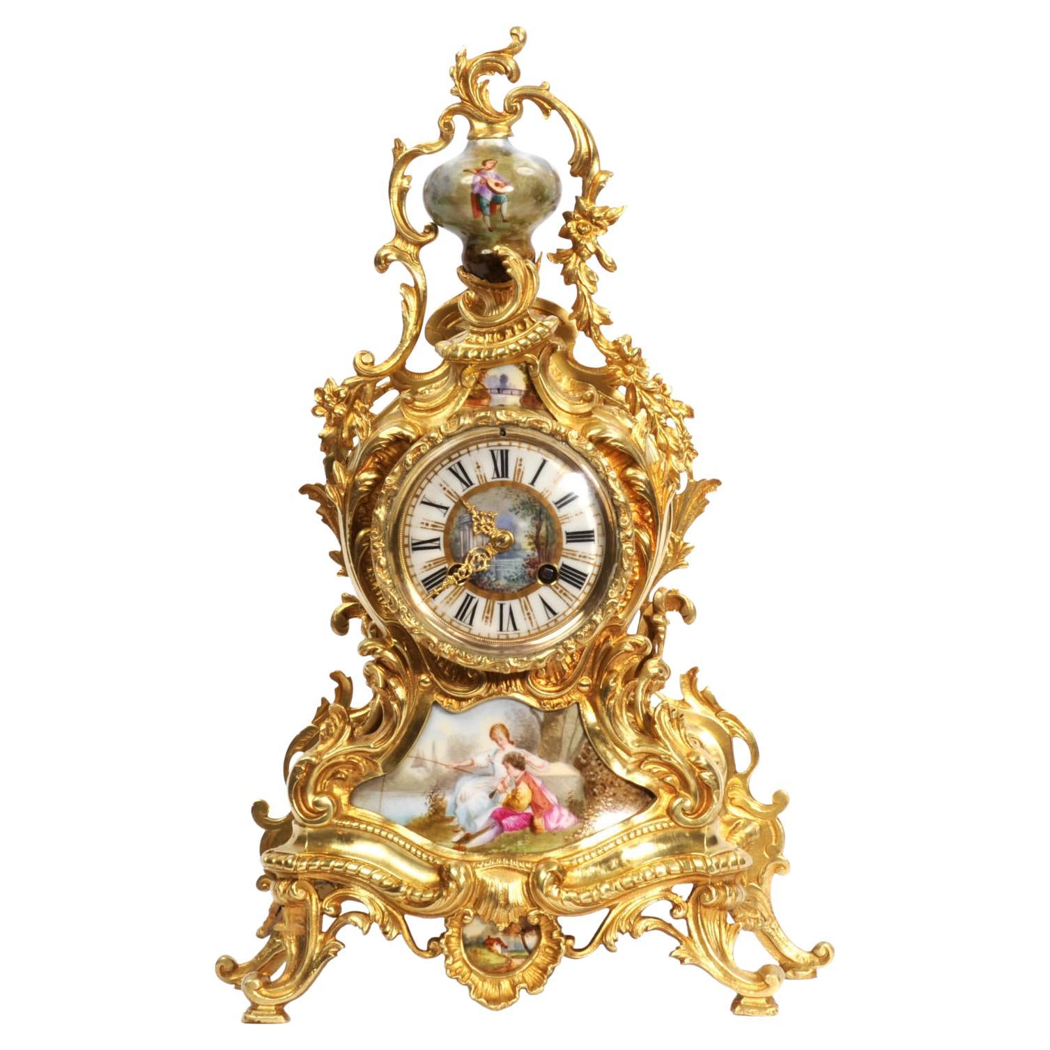 Antike französische Japy Freres-Uhr aus Goldbronze und Sevres-Porzellan