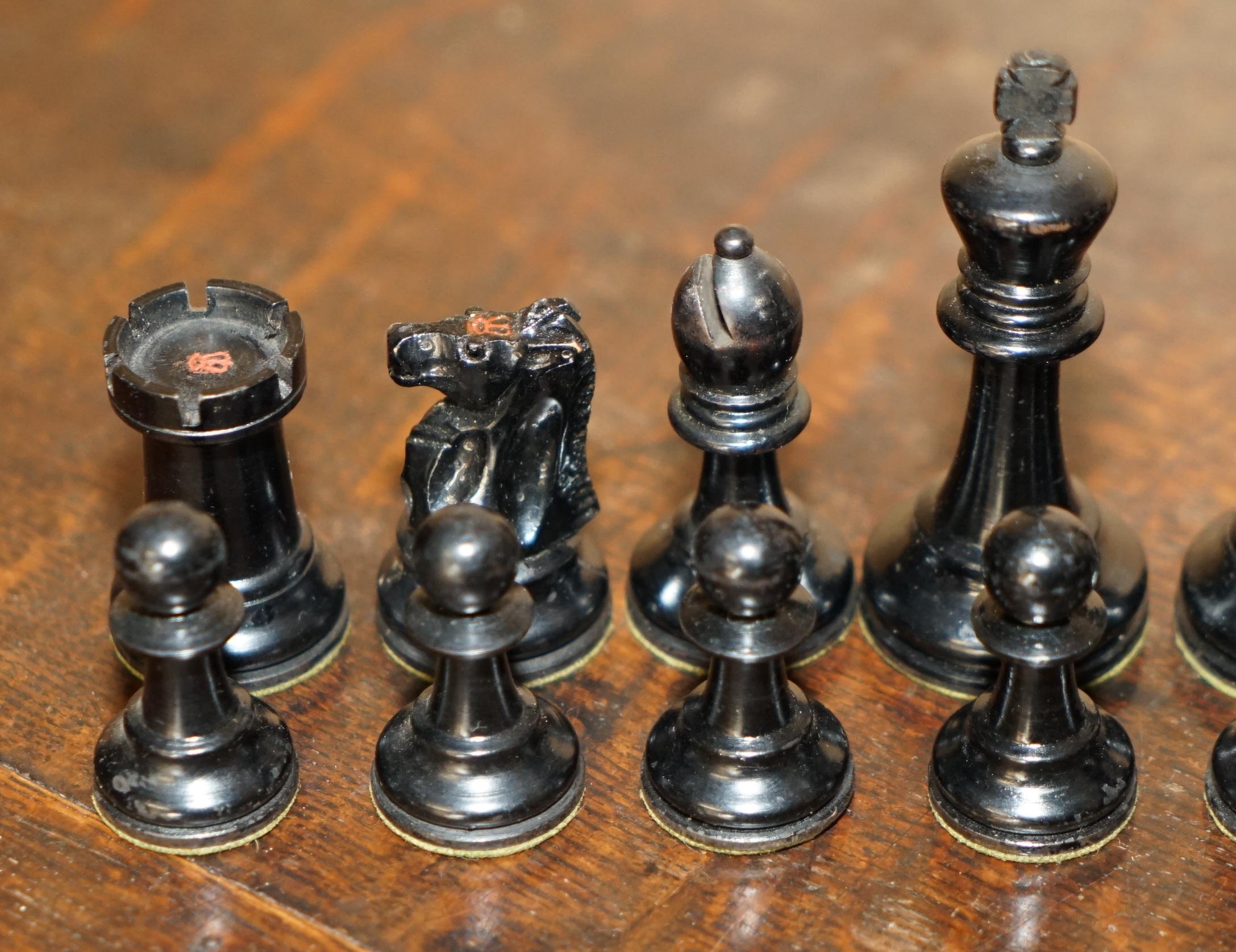 Primo vittoriano JAQUES 1850 STAUNTON PATTERN CHESSMAN CHESS SET INC SMALL BOOK AND HARDWOOD BoX in vendita