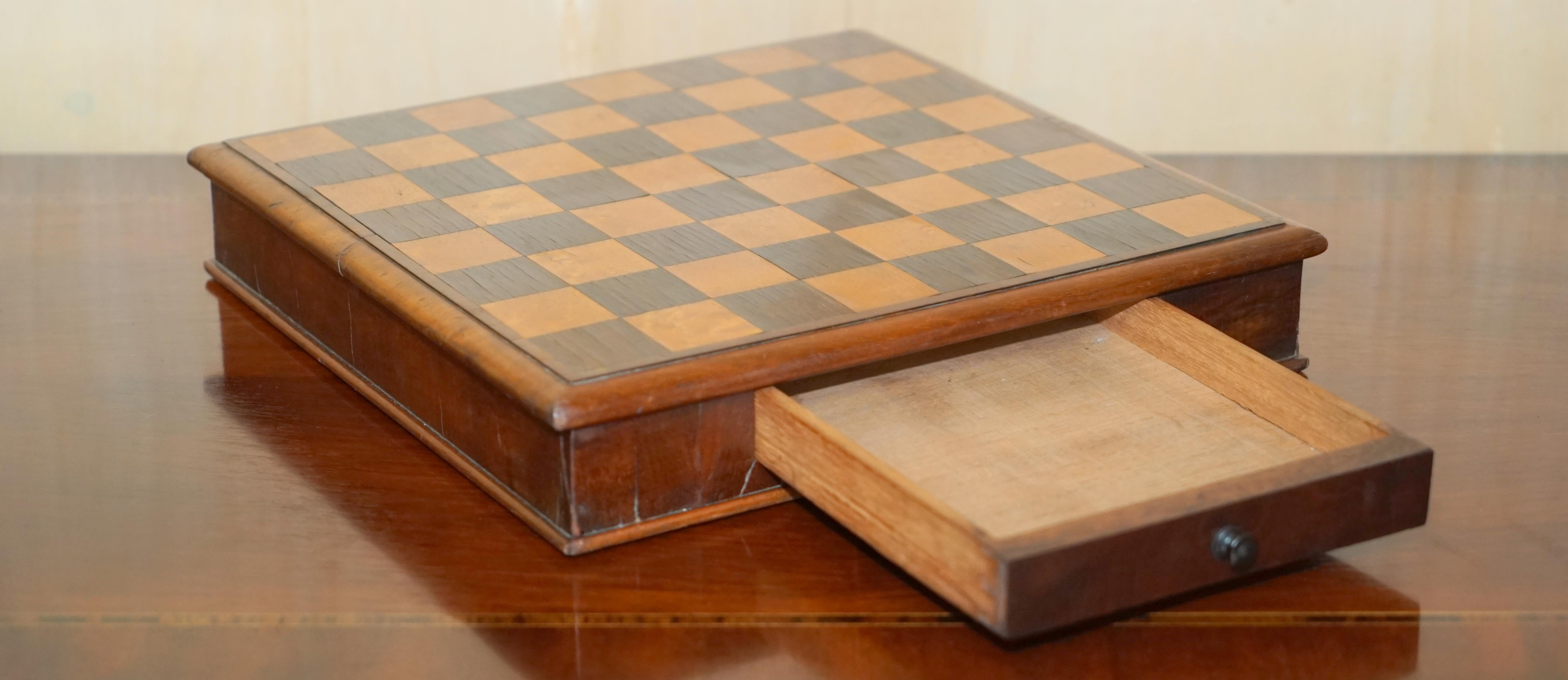 Jaques London Victorian Burr Walnut Chessboard Staunton Chess Backgammon Pieces 4