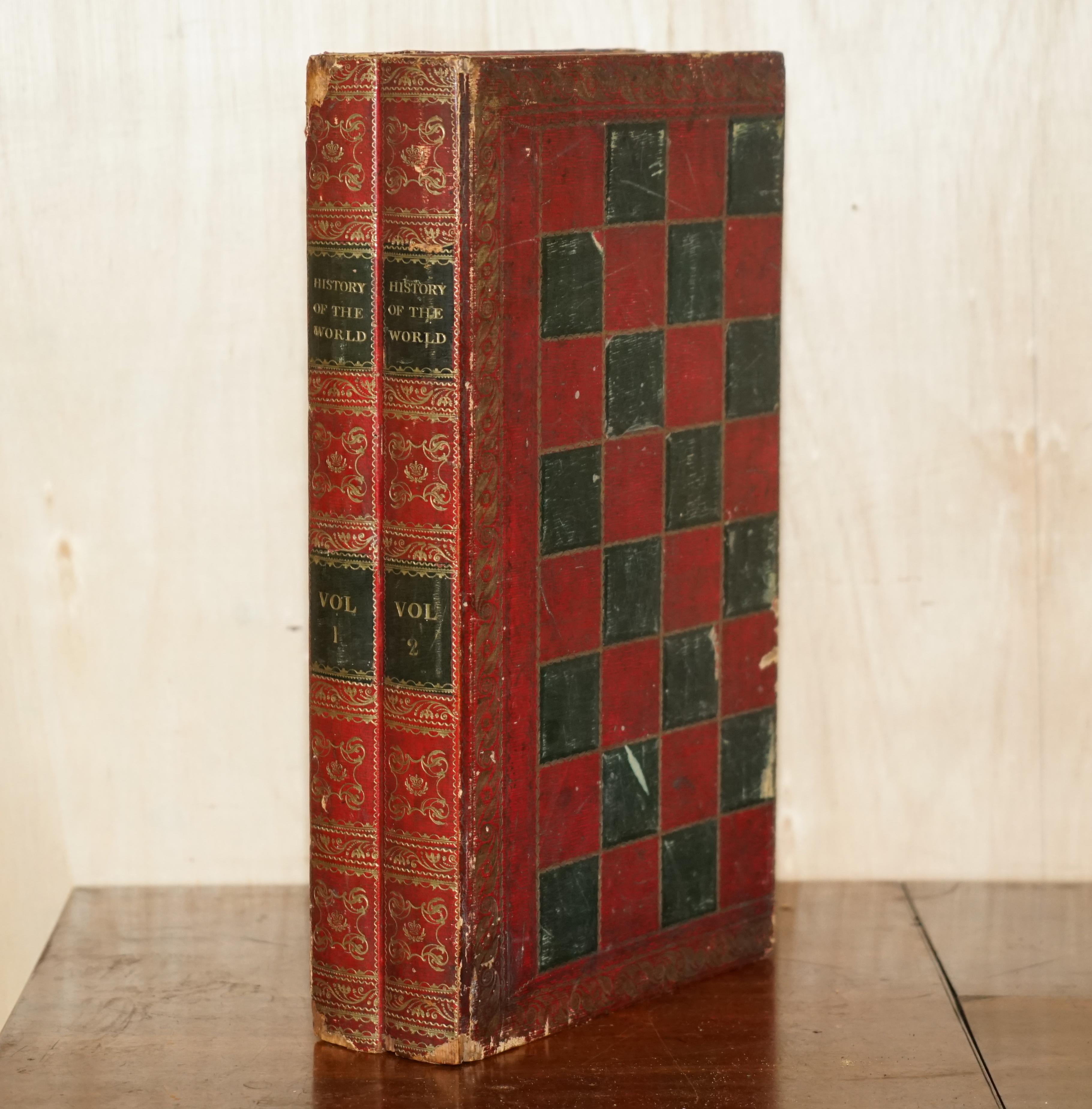 Jaques London Victorian Faux Book Chesssboard Staunton Pieces & Hardwood Clock en vente 8