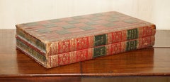 Jaques London Victorian Faux Book Chessboard Staunton Pieces & Hardwood Clock