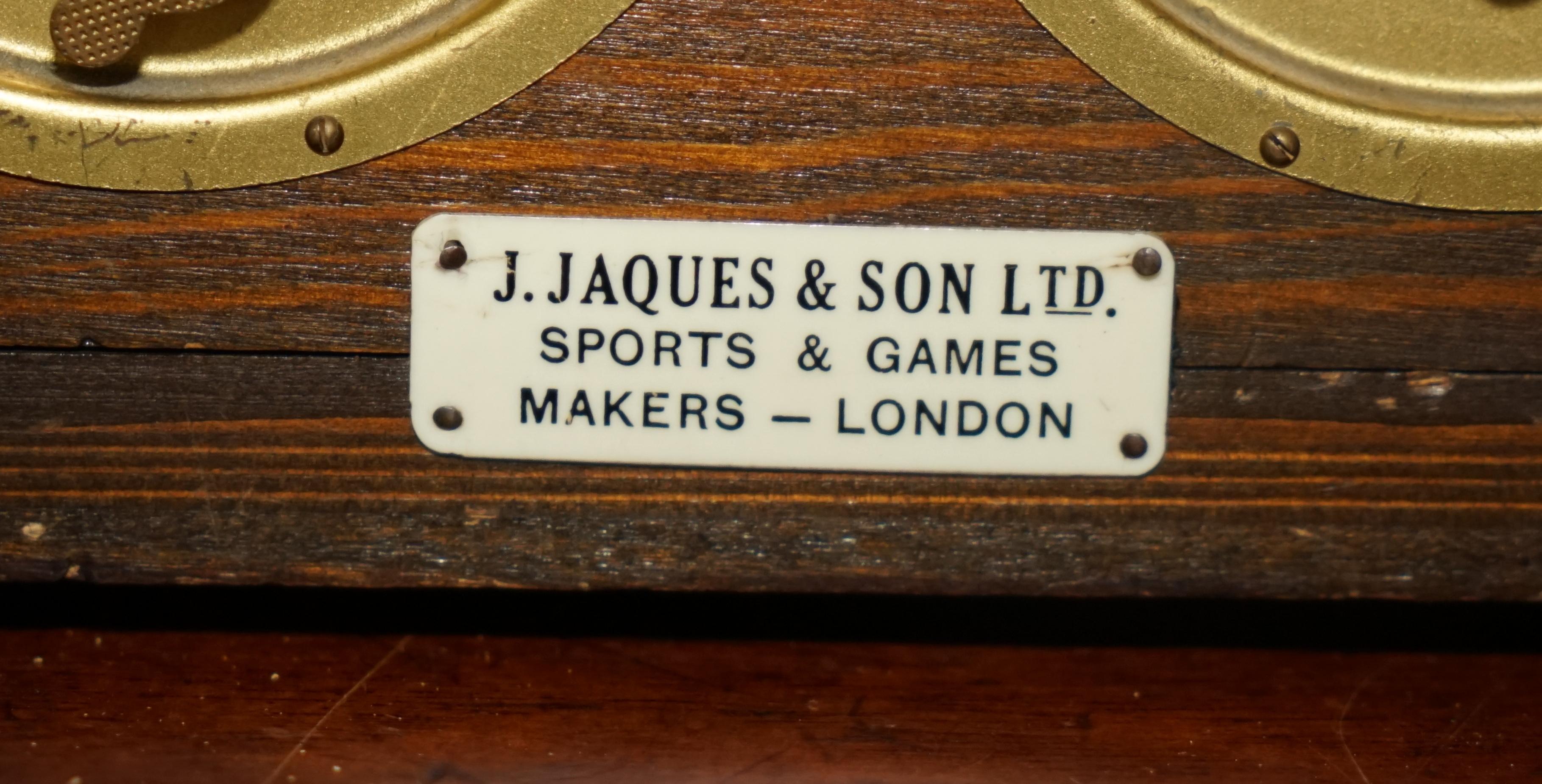 Jaques London Victorian Faux Book Chessboard Staunton Pieces & Hardwood Clock For Sale 13