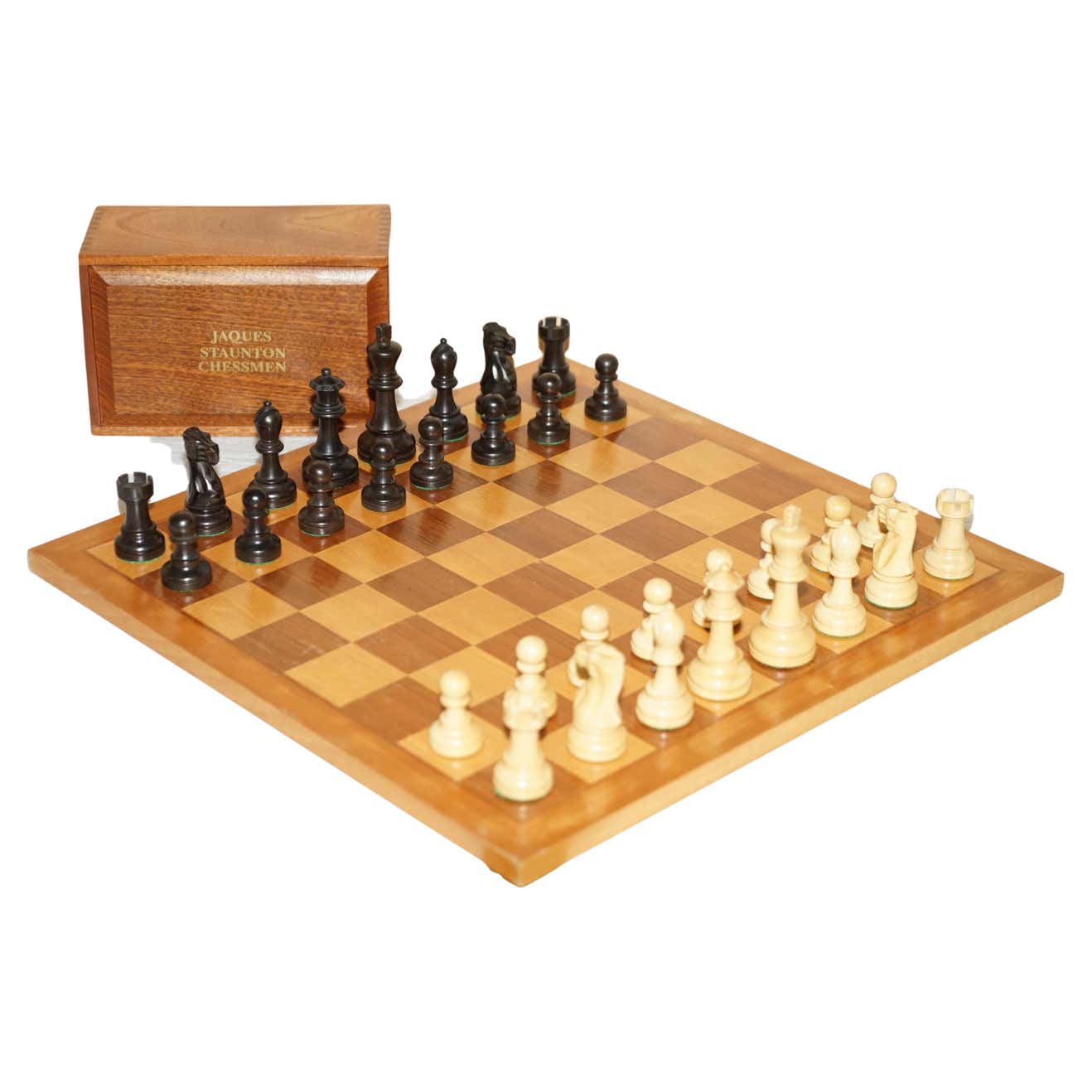 Jacques Chess Developer Jaques of London Staunton Chessmen Set with Board Chess Board and ...