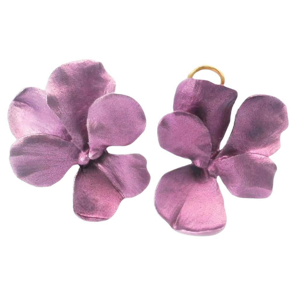 JAR Fermagli a forma di viola del pensiero in oro 18 carati e titanio